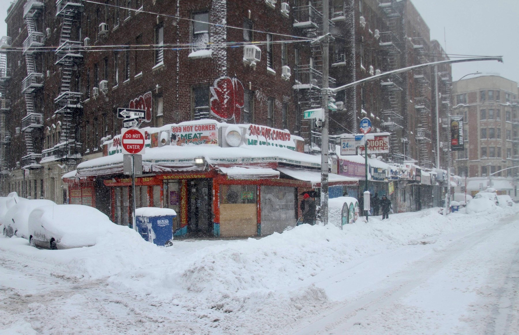FOTO New York je zameo snijeg