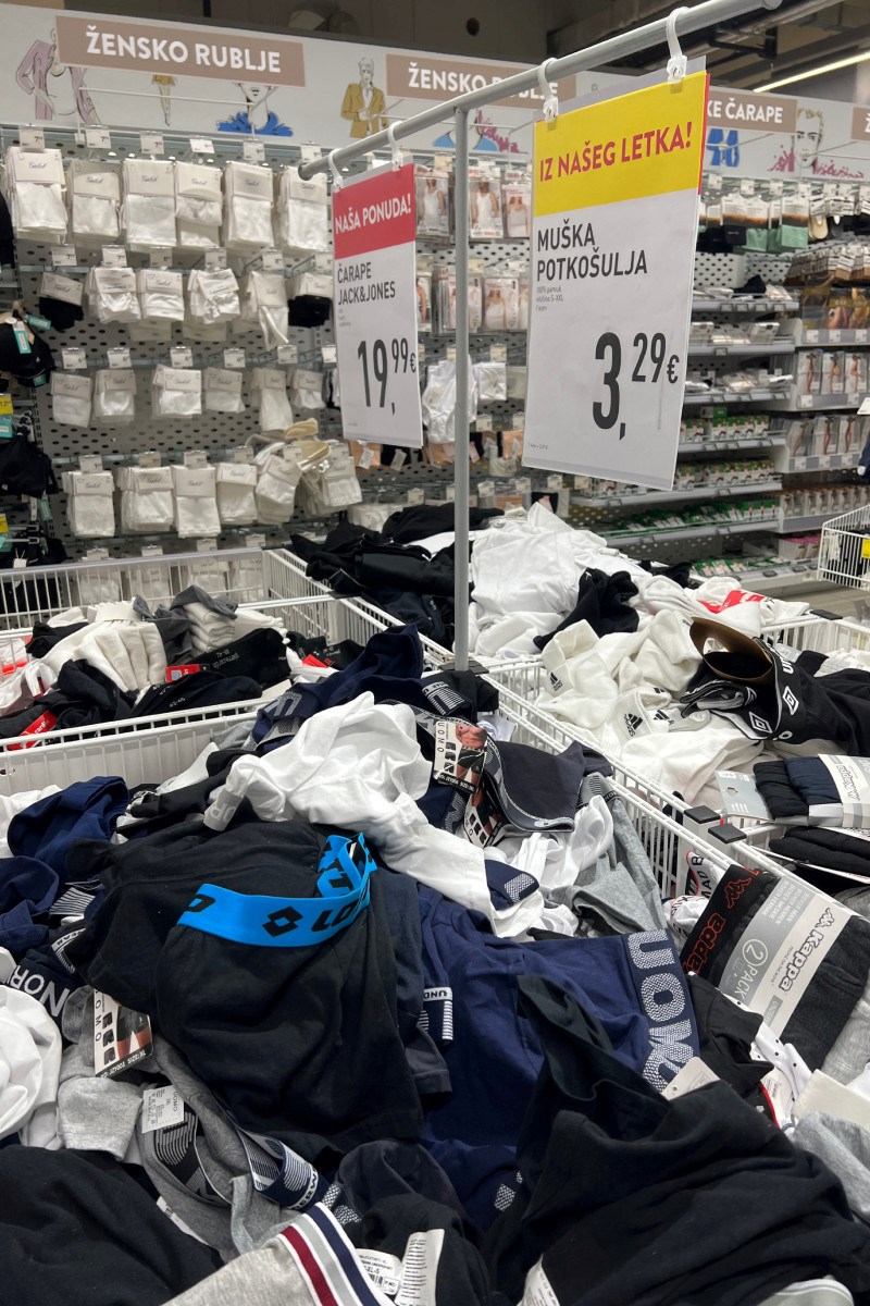 Može li se u supermarketima odjenuti dobro i povoljno? Obišli smo tri