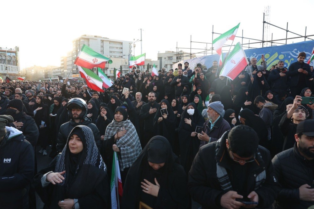 VIDEO I FOTO Neki u Iranu slave, drugi plaču