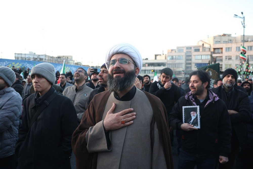 VIDEO I FOTO Neki u Iranu slave, drugi plaču