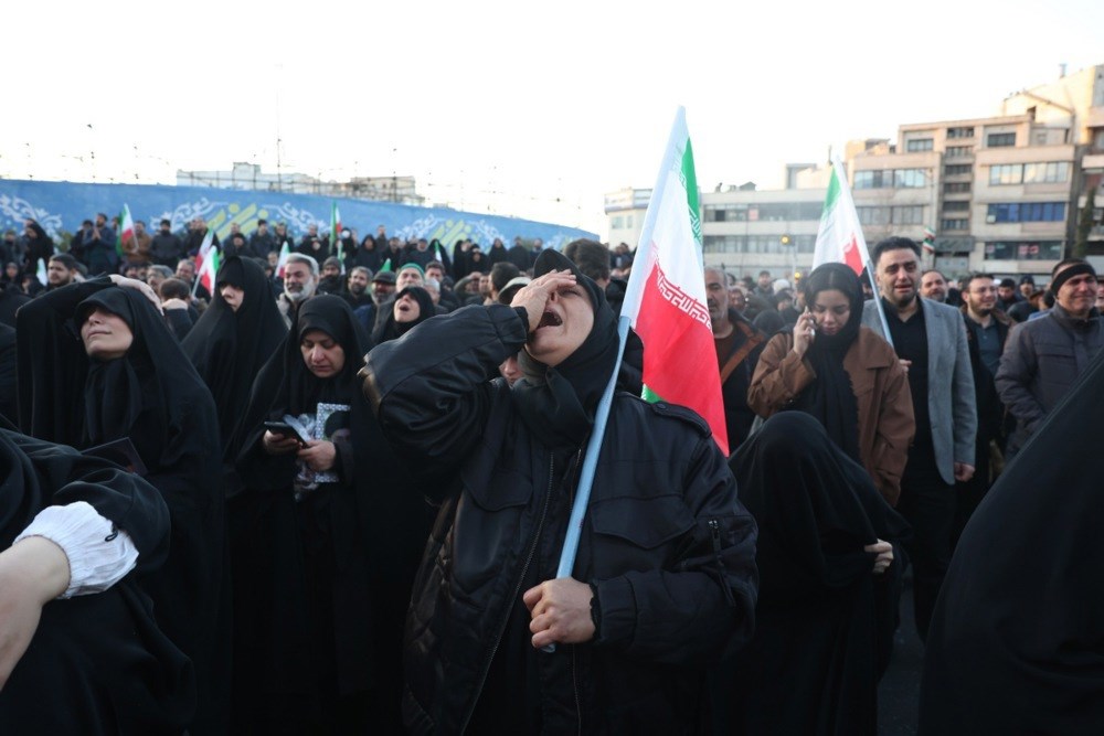 VIDEO I FOTO Neki u Iranu slave, drugi plaču