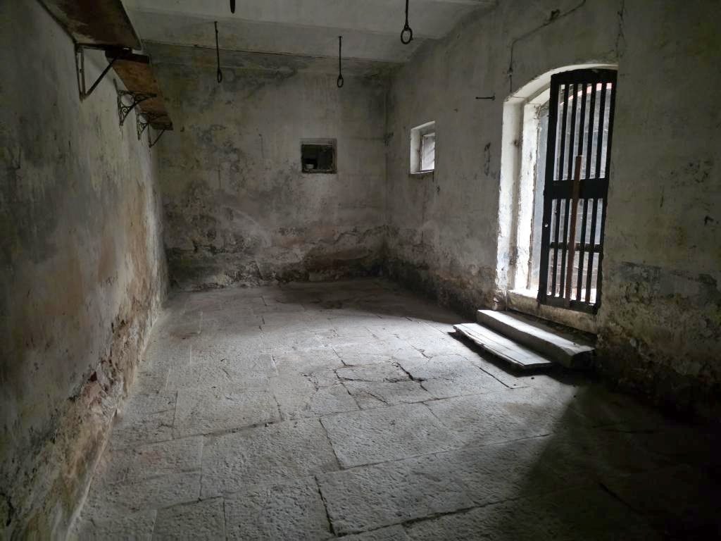 Površina (m2):
32,00
Početna cijena nekretnine:
15.900,00 EUR