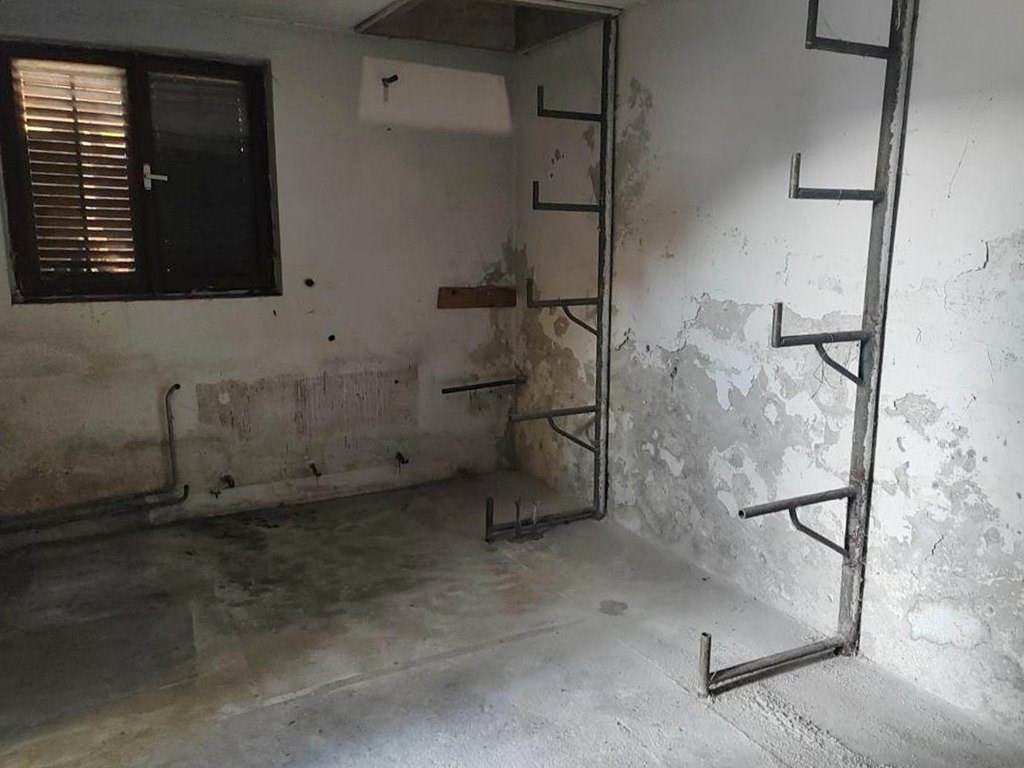 Površina (m2):
30,00
Početna cijena nekretnine:
61.100,00 EUR