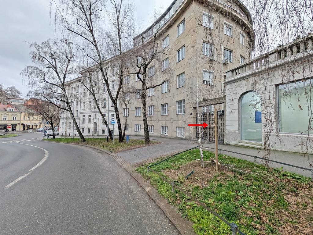 Površina (m2):
40,00
Početna cijena nekretnine:
70.200,00 EUR