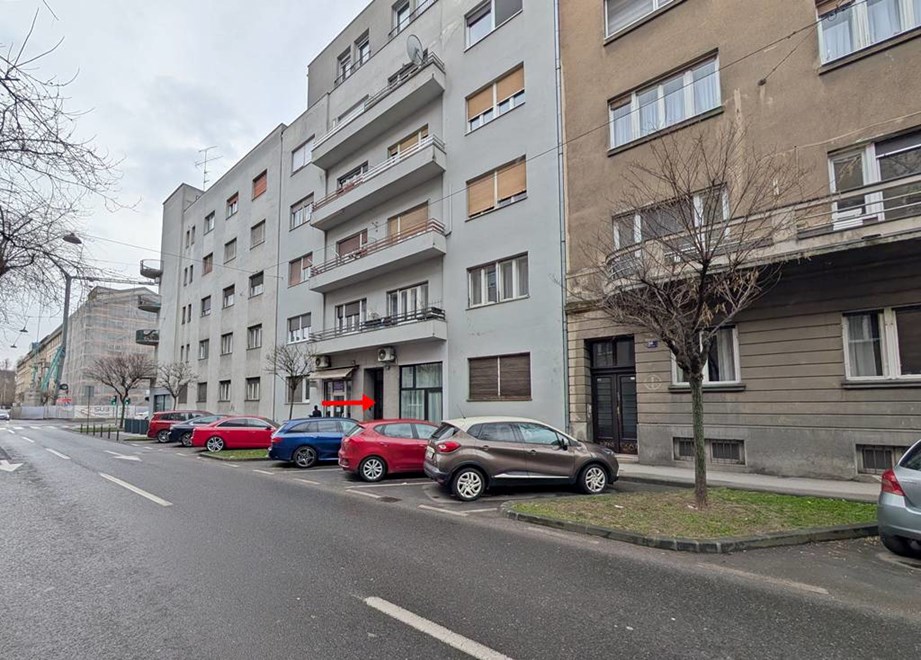 Površina (m2):
32,36
Početna cijena nekretnine:
71.000,00 EUR