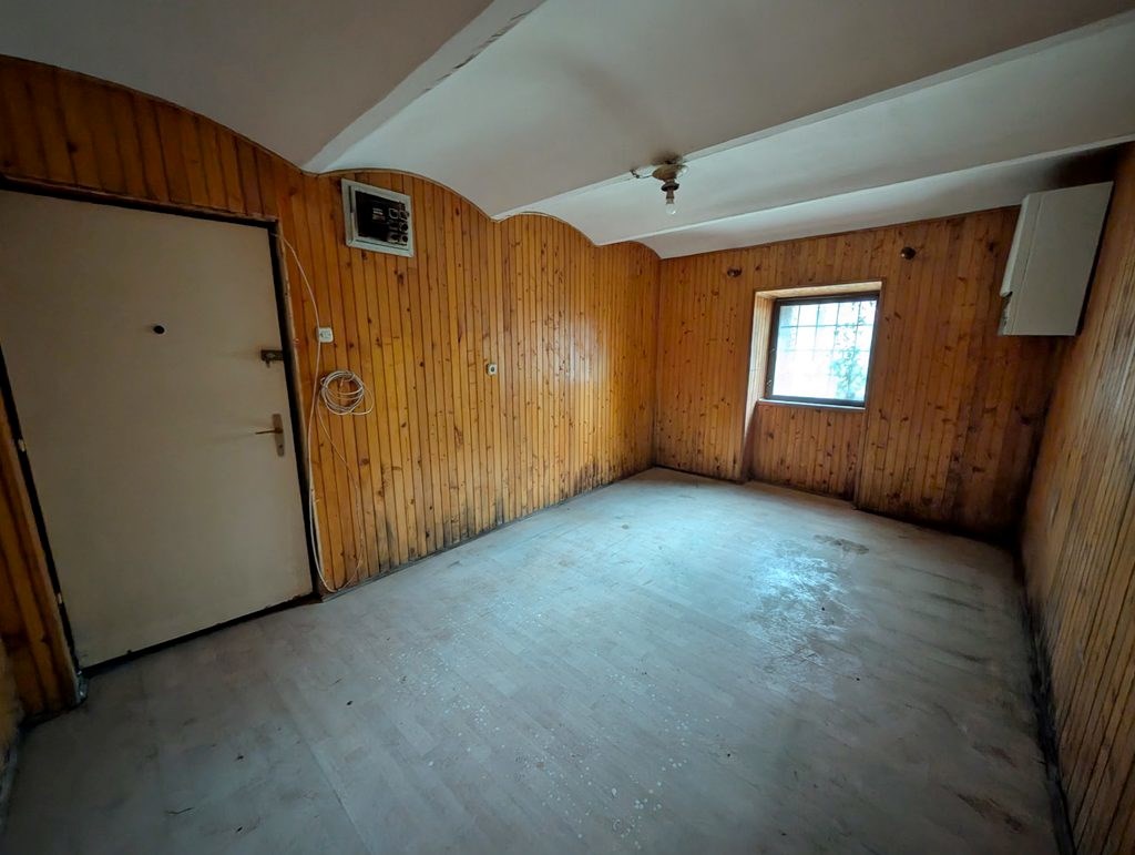 Površina (m2):
20,73
Početna cijena nekretnine:
52.200,00 EUR