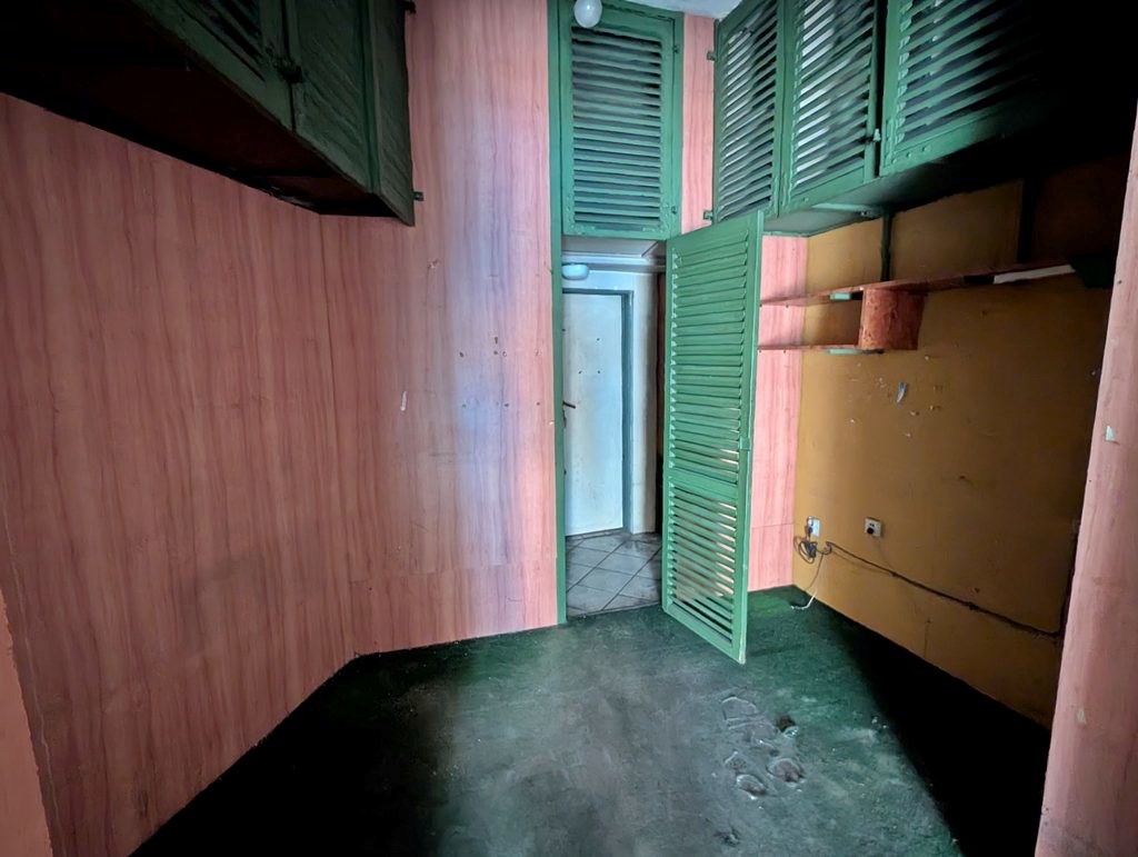 Površina (m2):
22,83
Početna cijena nekretnine:
42.000,00 EUR