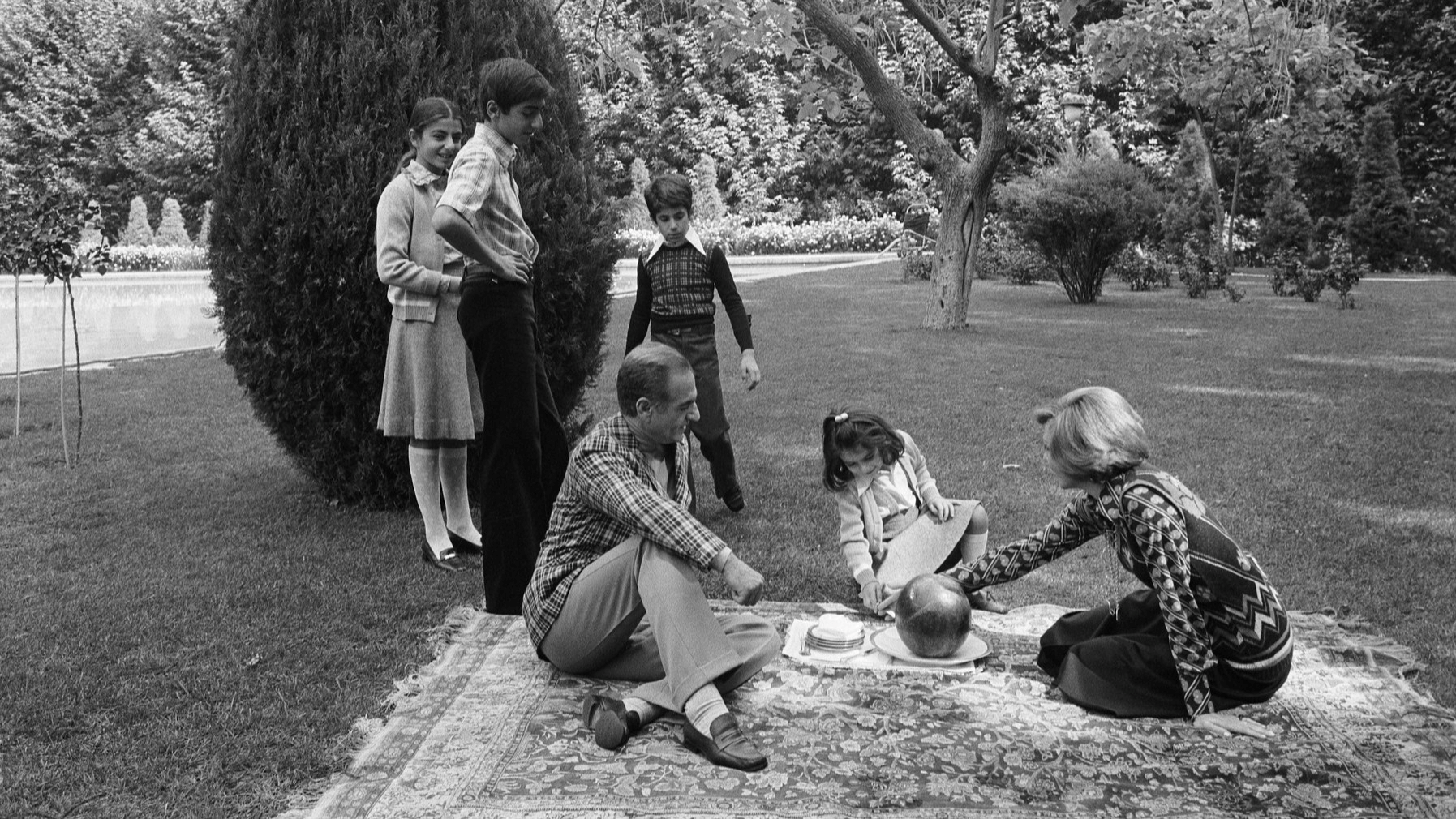 Kako je Iran izgledao do 1979.? Fotografije prikazuju zemlju kakvu mnogi ne pamte