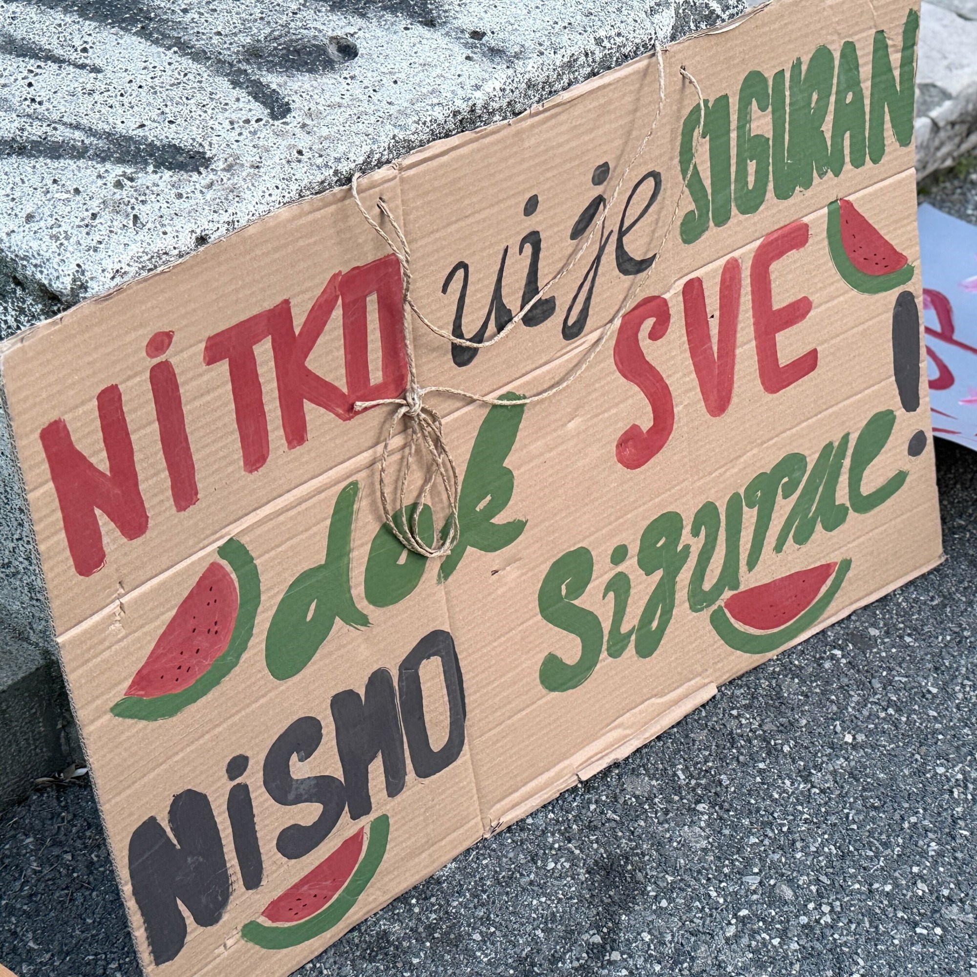 VIDEO I FOTO Koliko još žena mora živjeti u strahu? Tisuće žena marširalo Zagrebom