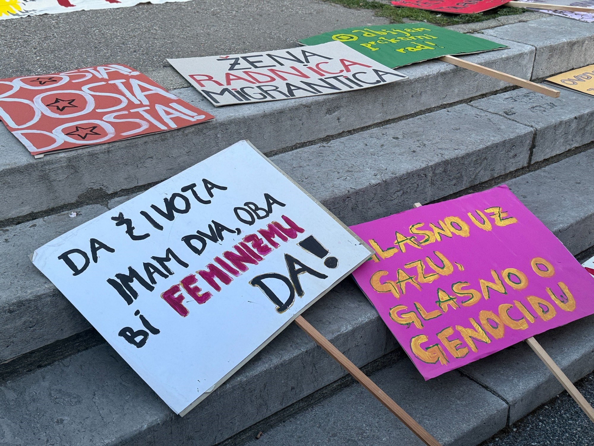 VIDEO I FOTO Koliko još žena mora živjeti u strahu? Tisuće žena marširalo Zagrebom