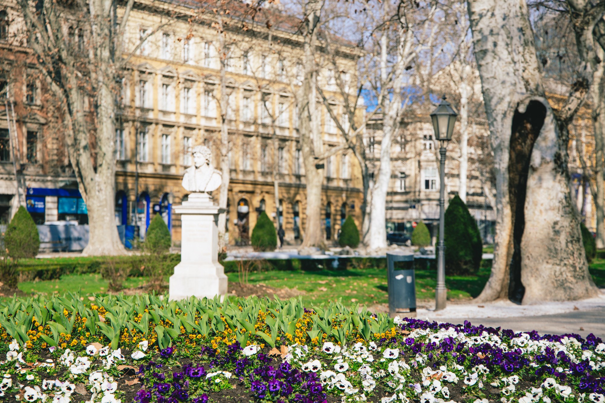 VELIKA GALERIJA Sasvim nečujno nam je stiglo proljeće