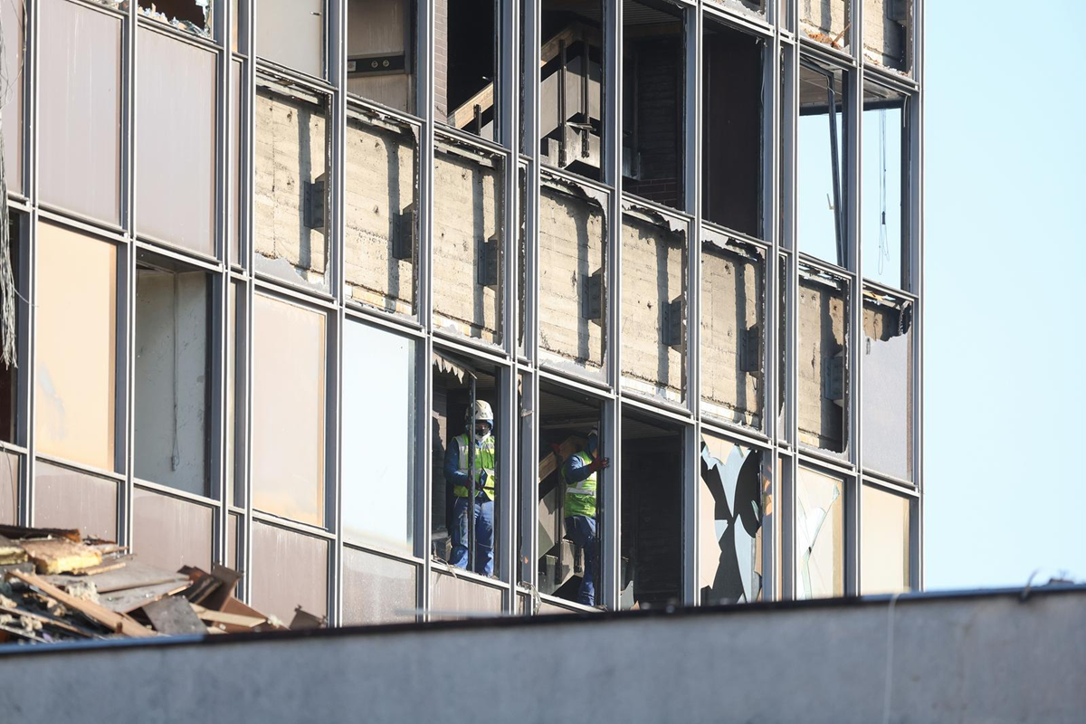 FOTO I VIDEO Pogledajte kako napreduju pripreme za rušenje Vjesnika