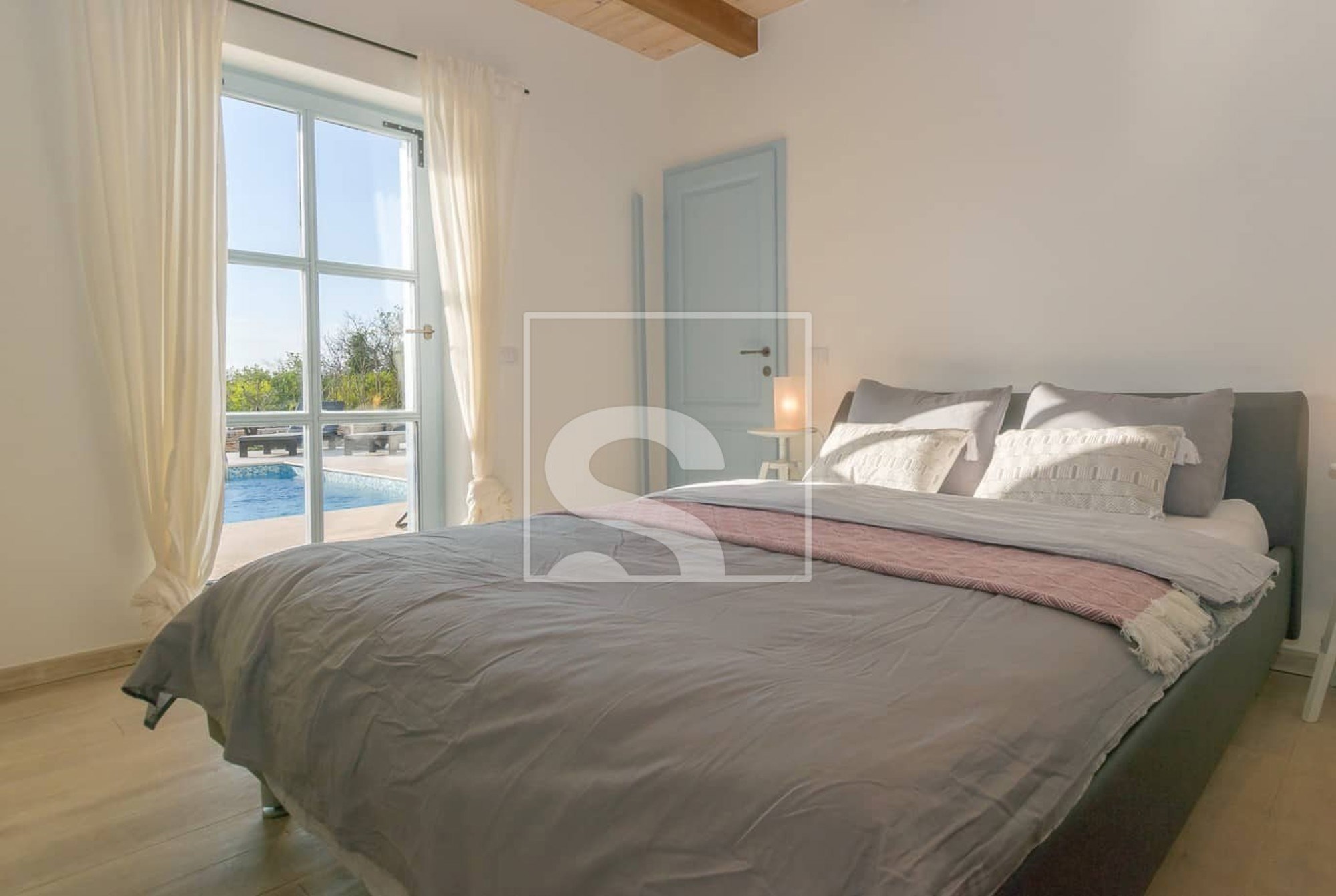 U Istri se prodaje elegantna vila za 550.000 eura, pogledajte fotografije