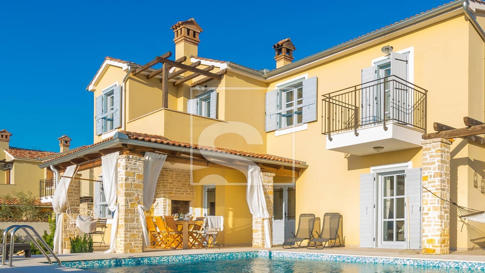 U Istri se prodaje elegantna vila za 550.000 eura, pogledajte fotografije