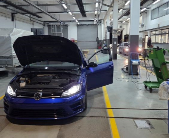 FOTO Policija upala na car meet kod Velike Gorice, trećina auta isključena iz prometa