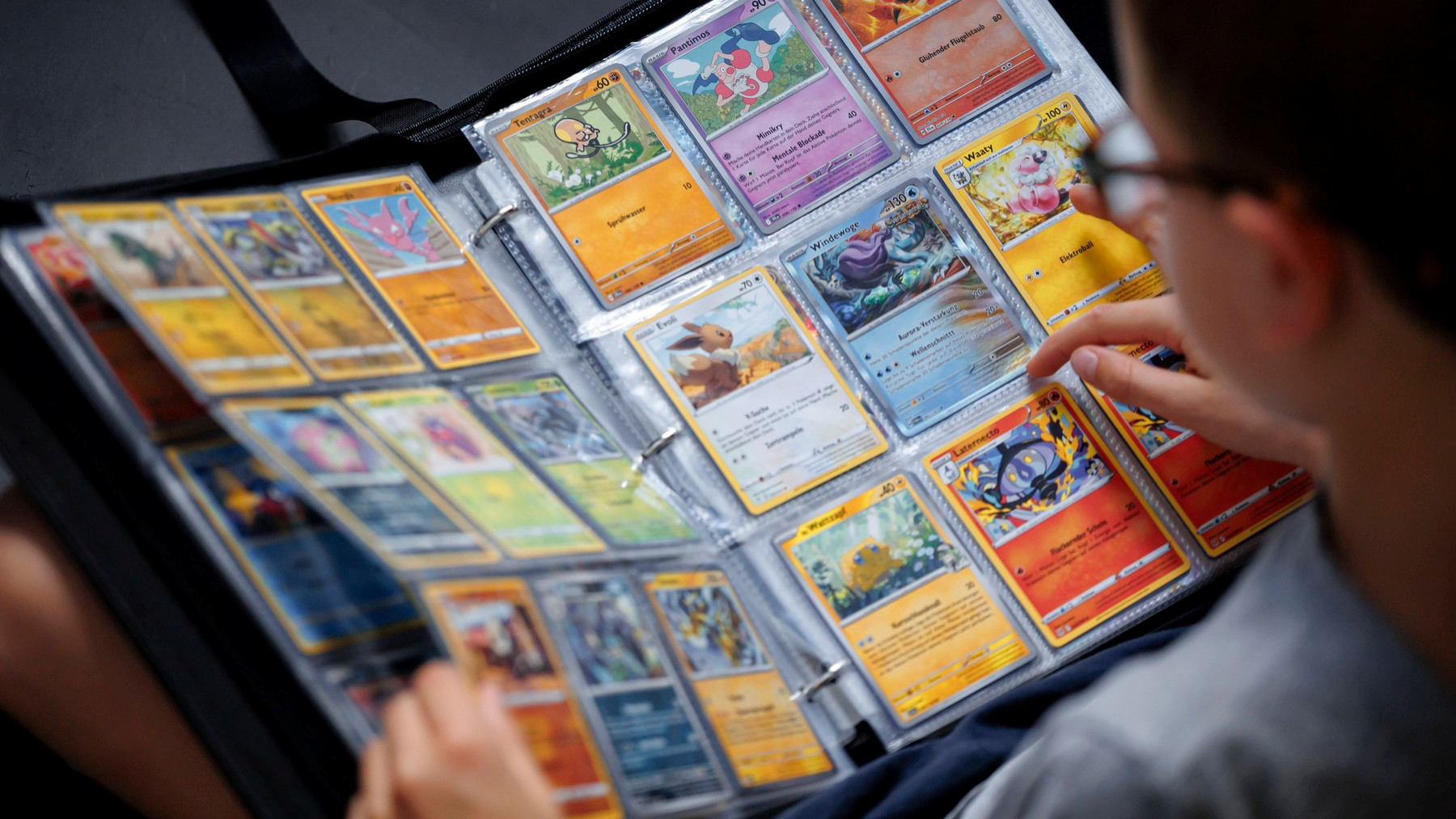 Zašto su Pokémon karte odjednom opet tako popularne? Skupljaju ih i slavni