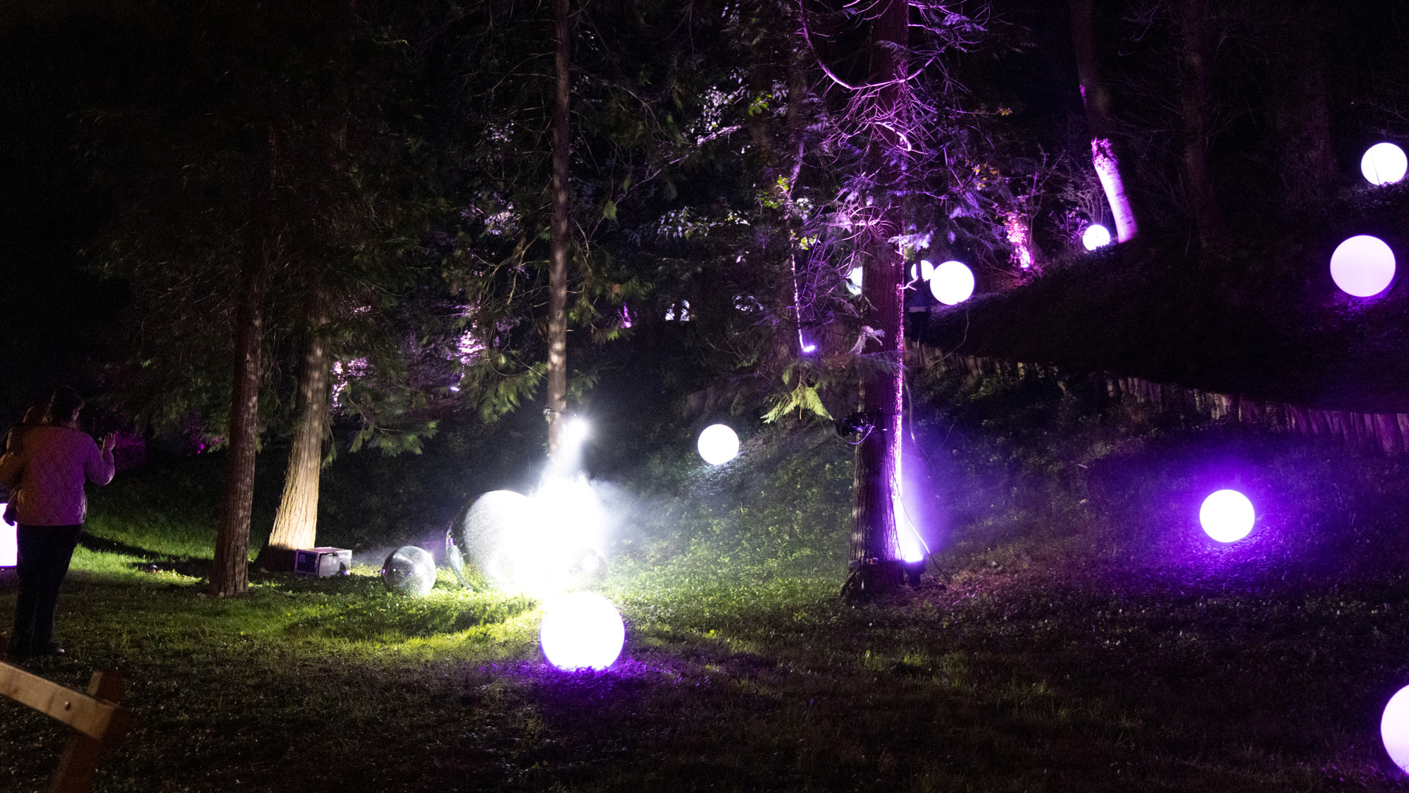 FOTO I VIDEO Počeo je Festival svjetla. Obišli smo par lokacija, izgledaju nestvarno