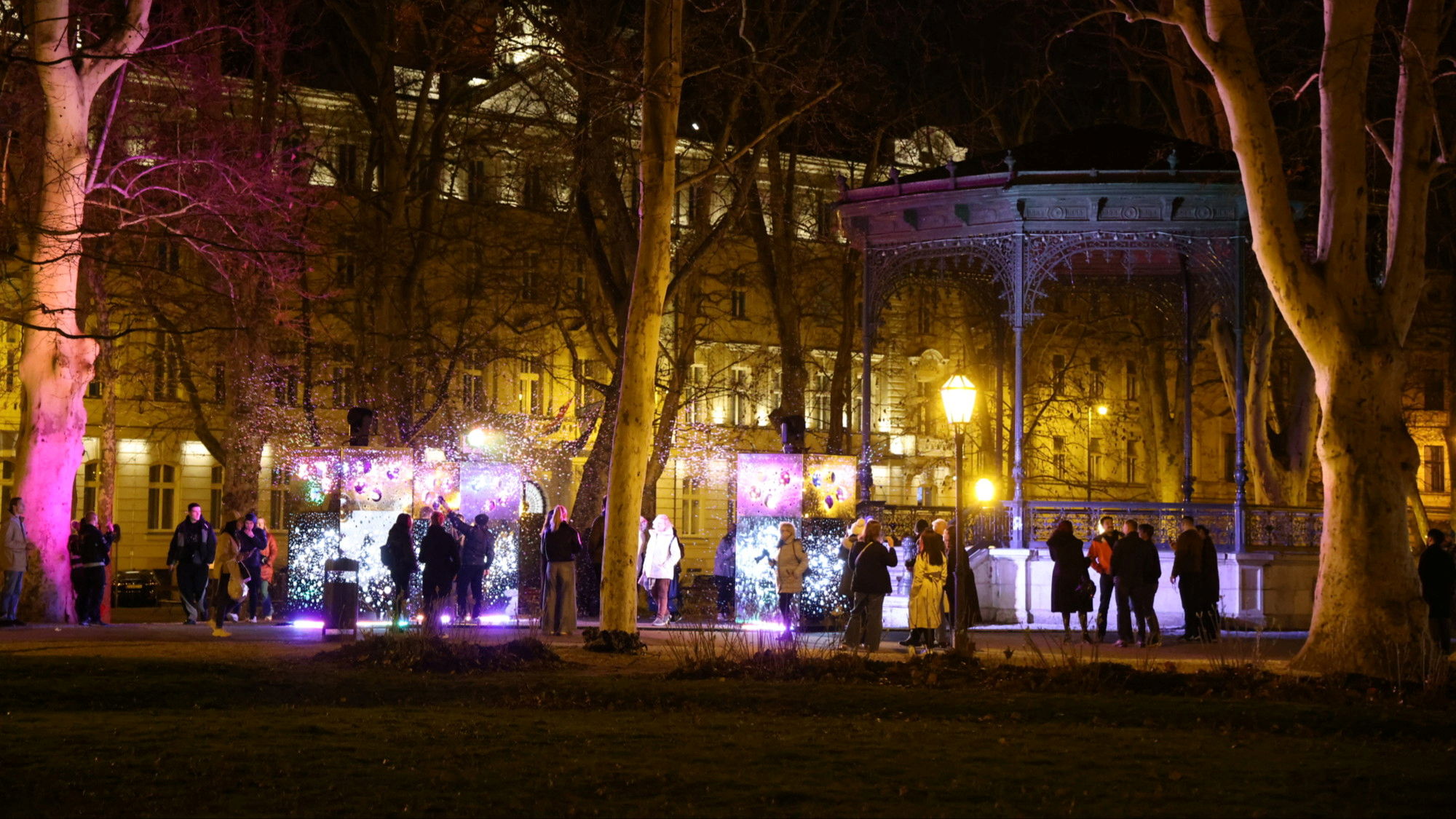 FOTO I VIDEO Počeo je Festival svjetla. Obišli smo par lokacija, izgledaju nestvarno