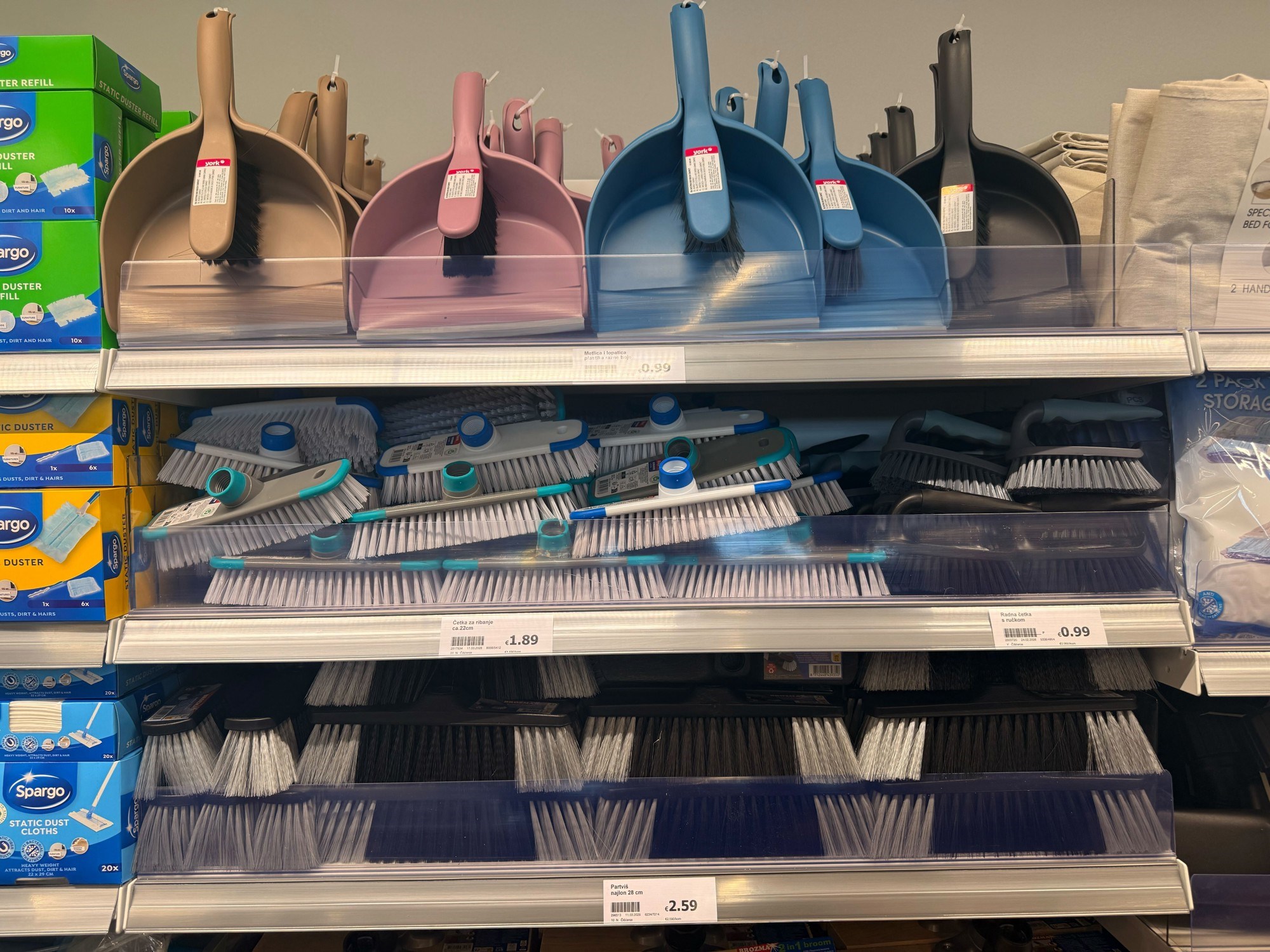 Bili smo na otvorenju drugog Actiona u Hrvatskoj (u Ivancu). Jedan red je bio hit