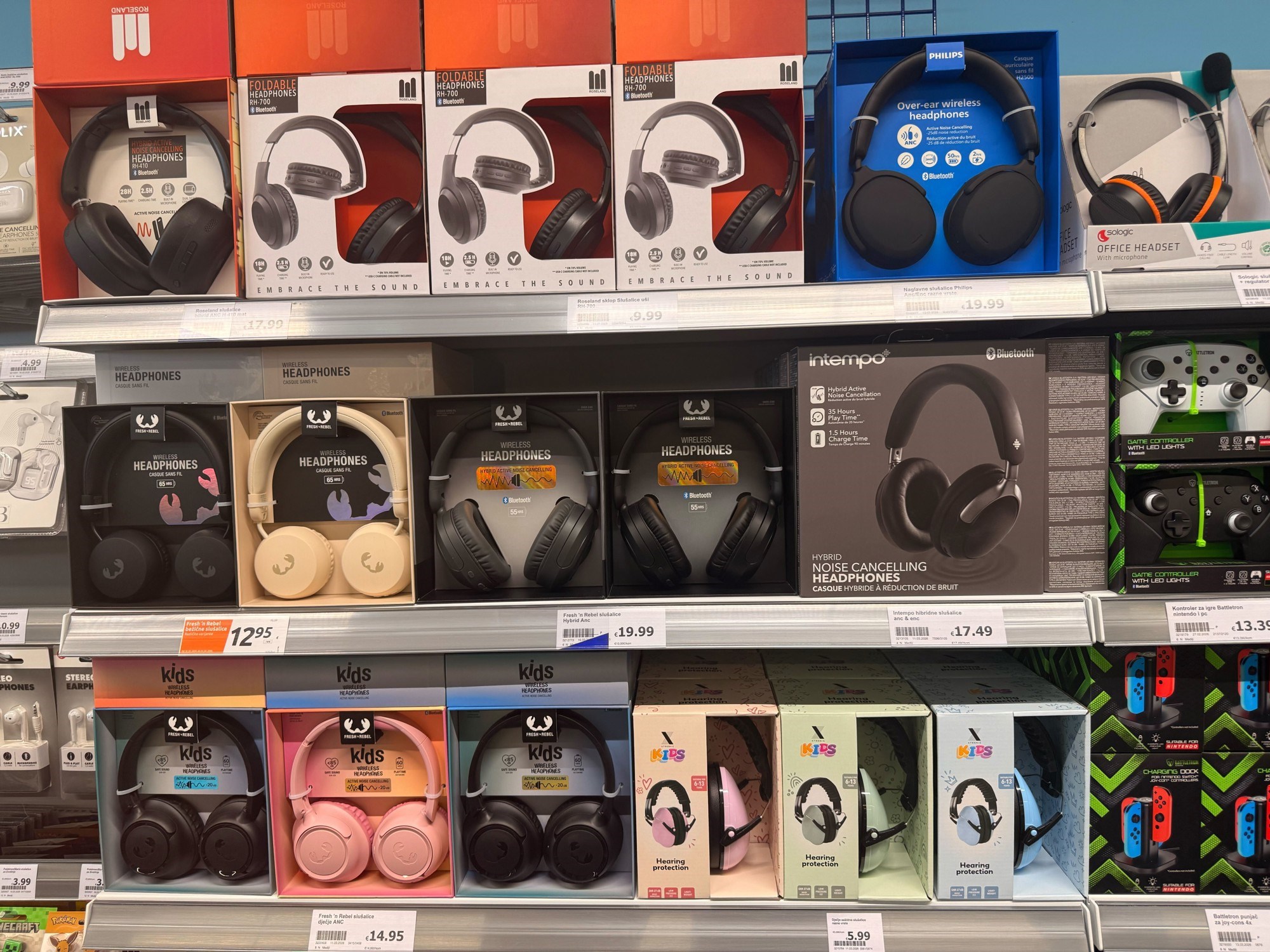 Bili smo na otvorenju drugog Actiona u Hrvatskoj (u Ivancu). Jedan red je bio hit