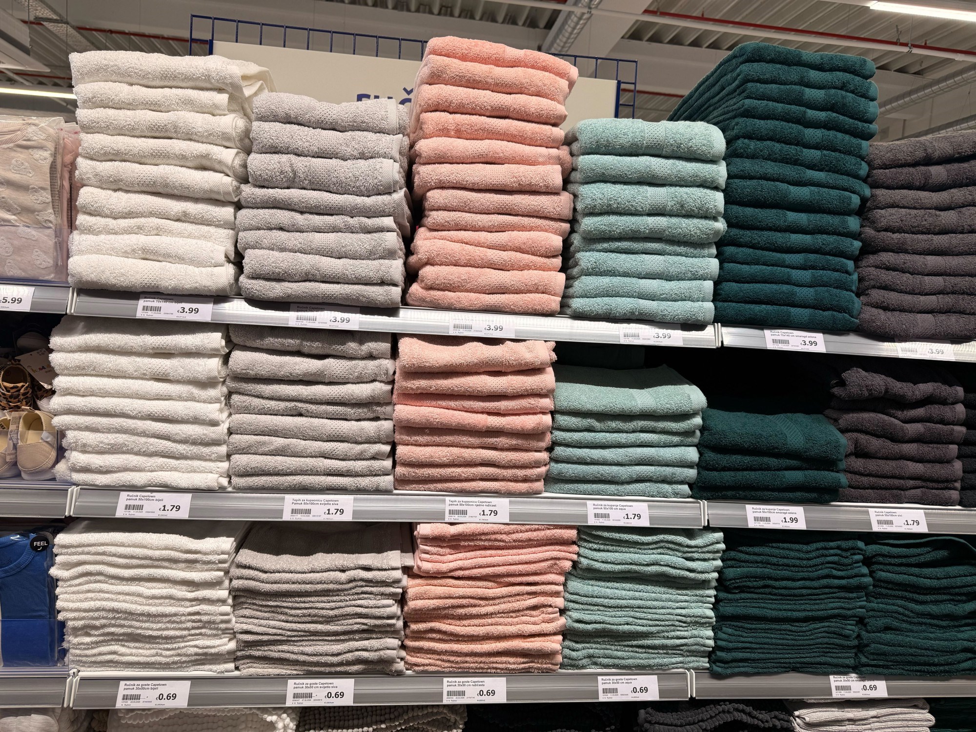 Bili smo na otvorenju drugog Actiona u Hrvatskoj (u Ivancu). Jedan red je bio hit