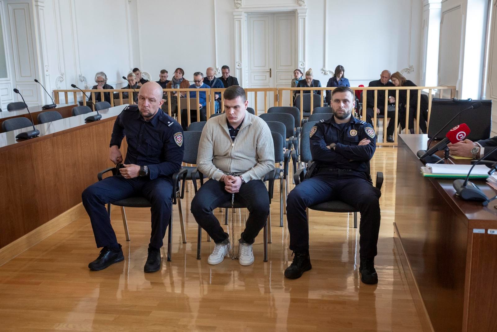 Smažil u lancima na ponovljenom suđenju: Poričem da je bilo namjere da ubijem Mihaelu