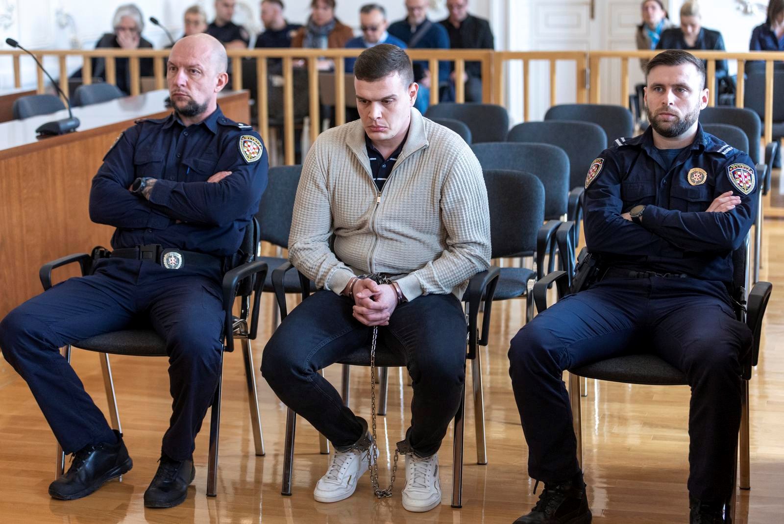 Smažil u lancima na ponovljenom suđenju: Poričem da je bilo namjere da ubijem Mihaelu