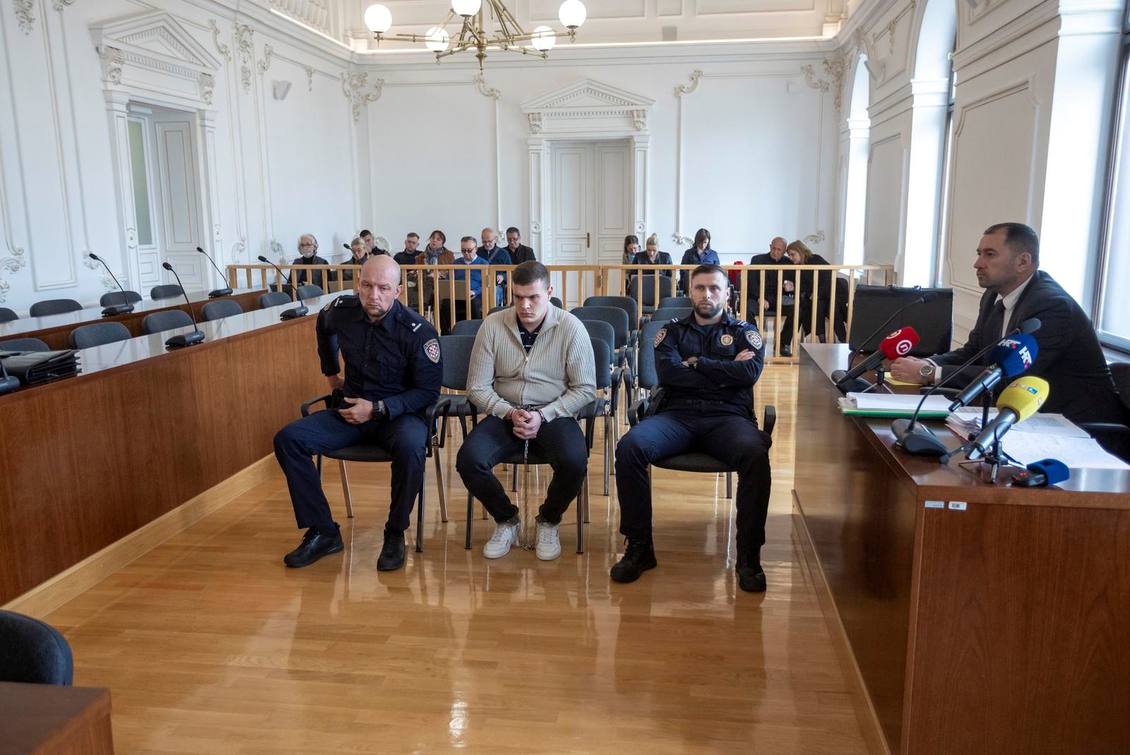 Smažil u lancima na ponovljenom suđenju: Poričem da je bilo namjere da ubijem Mihaelu