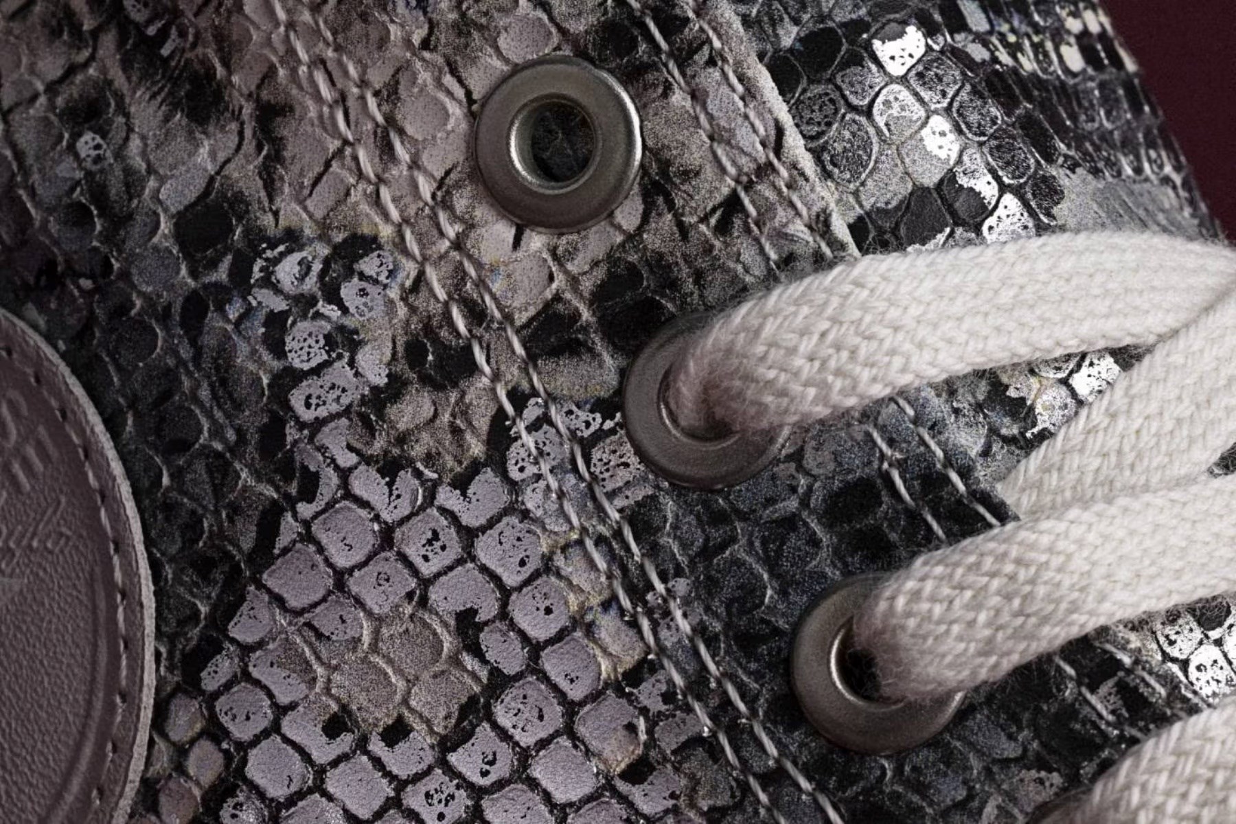 Starke stižu u novom, luksuznom izdanju