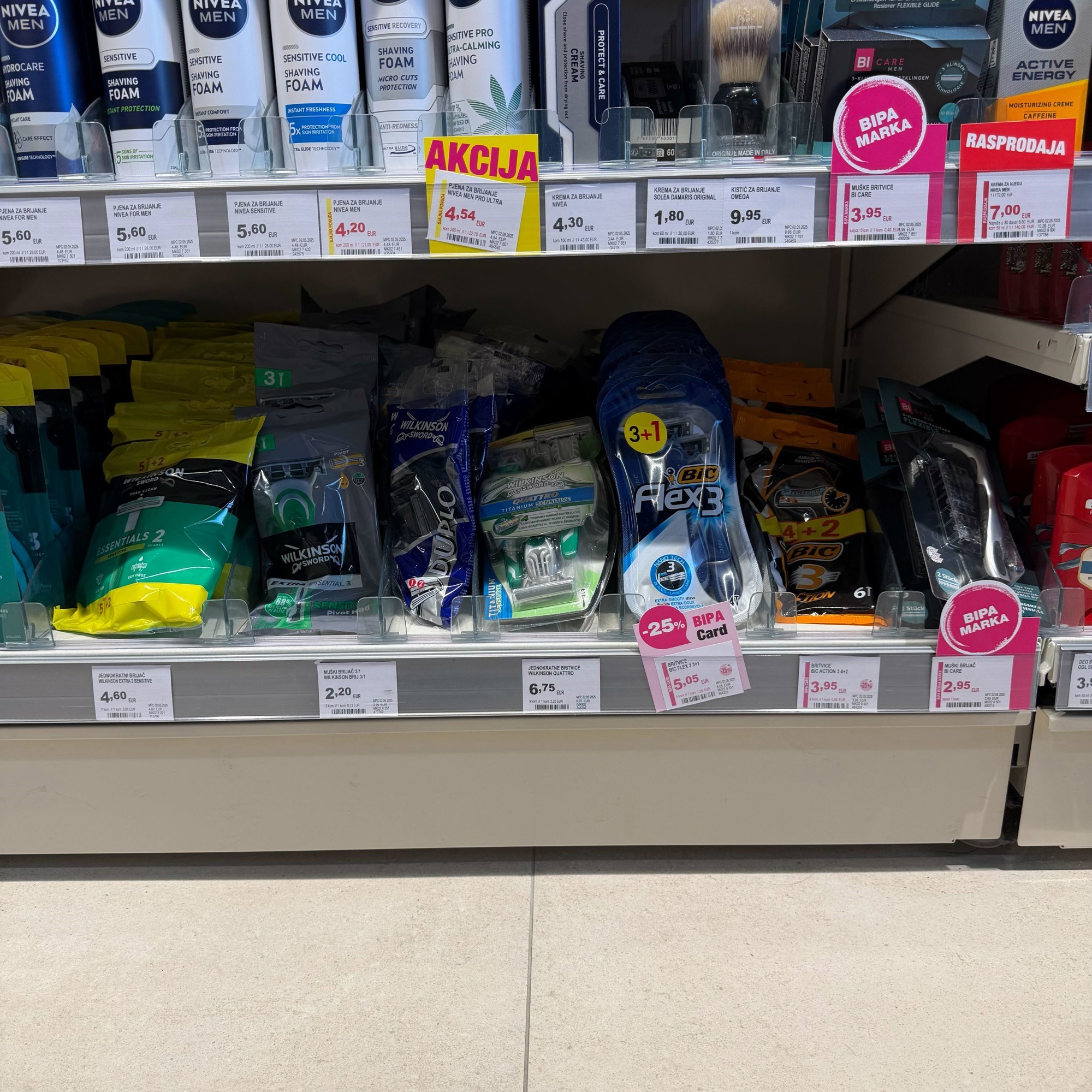 Jesu li ženski brijači samo skuplja verzija muških? Stavili smo ih na test