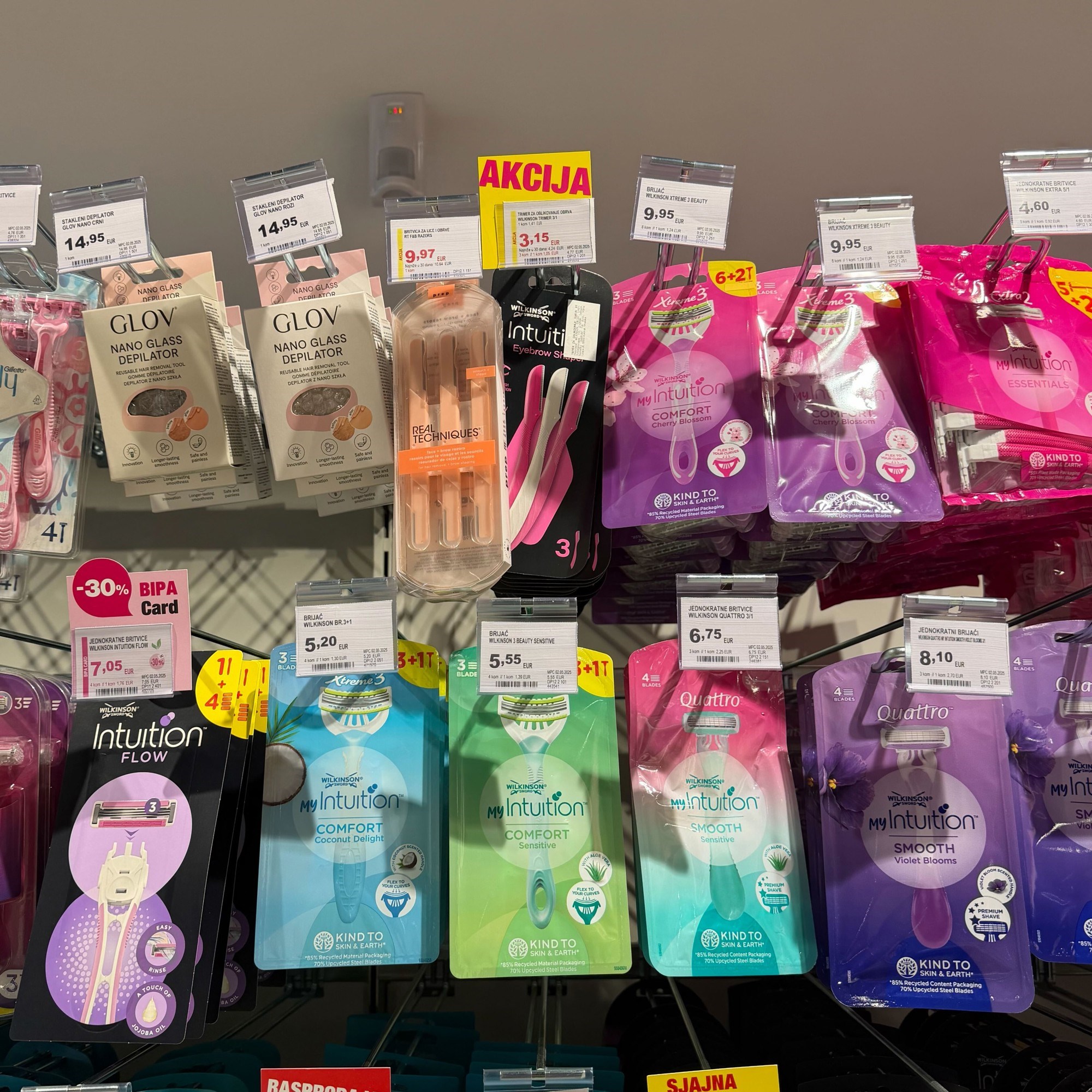 Jesu li ženski brijači samo skuplja verzija muških? Stavili smo ih na test