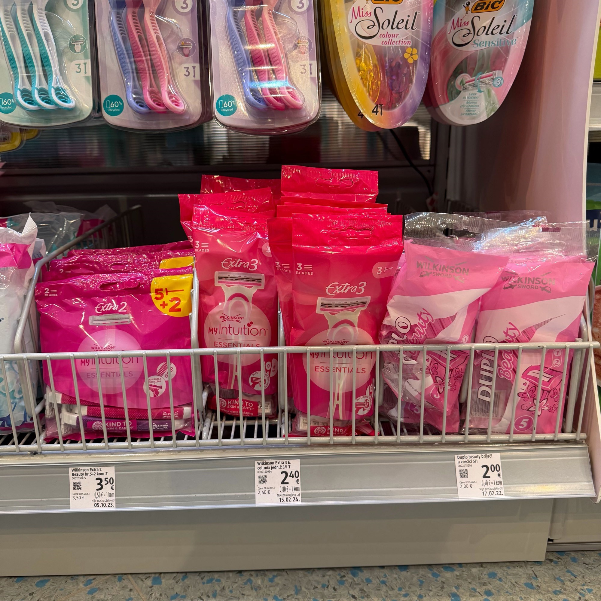 Jesu li ženski brijači samo skuplja verzija muških? Stavili smo ih na test