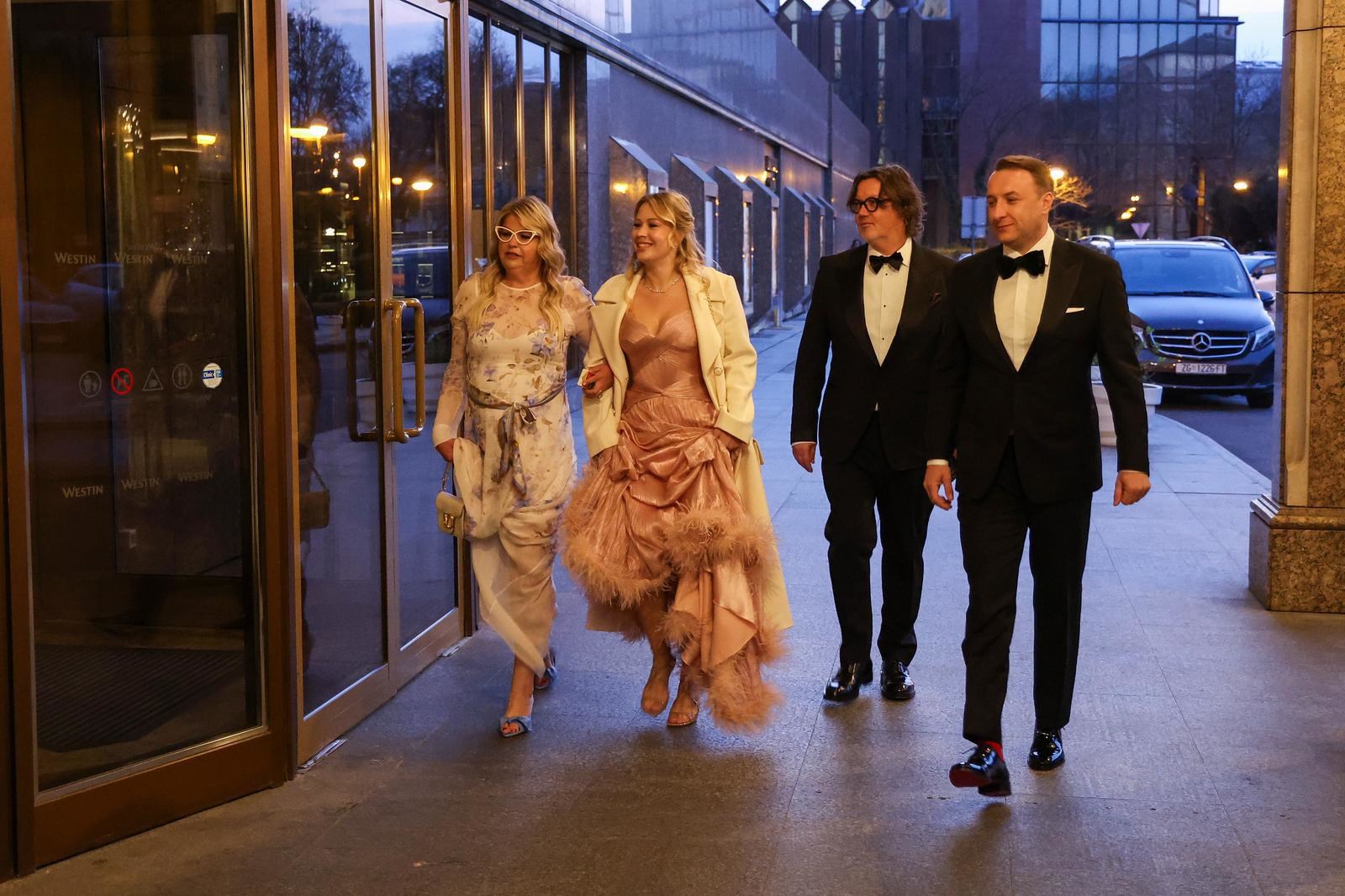 FOTO Vjenčali se Marijan Kustić i Nika Perenčević