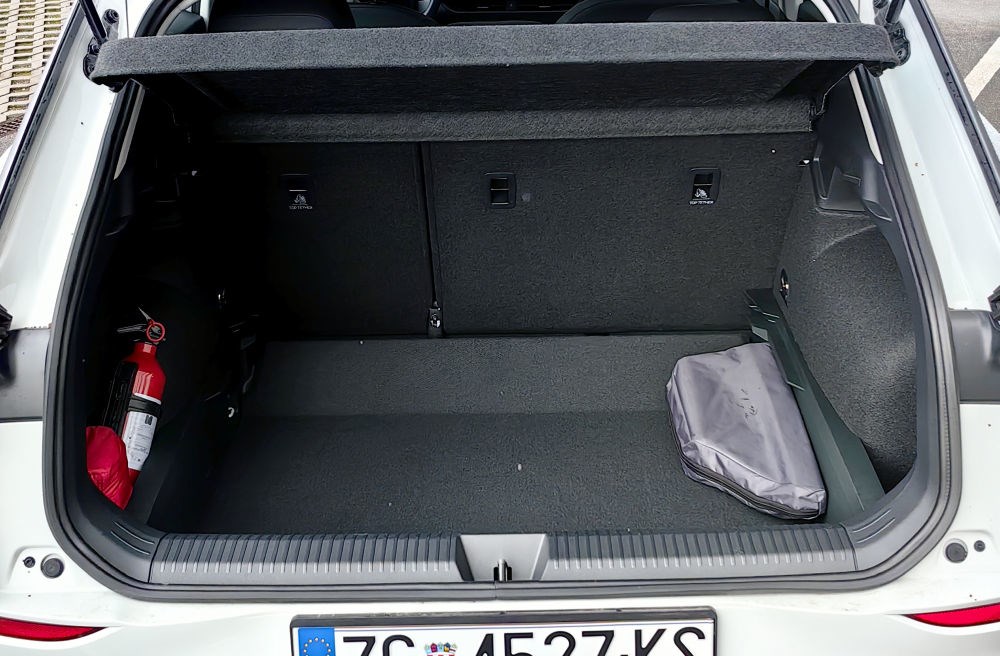 Novi Volkswagen T-Roc postao je još bolji. Vozili smo osnovnu verziju