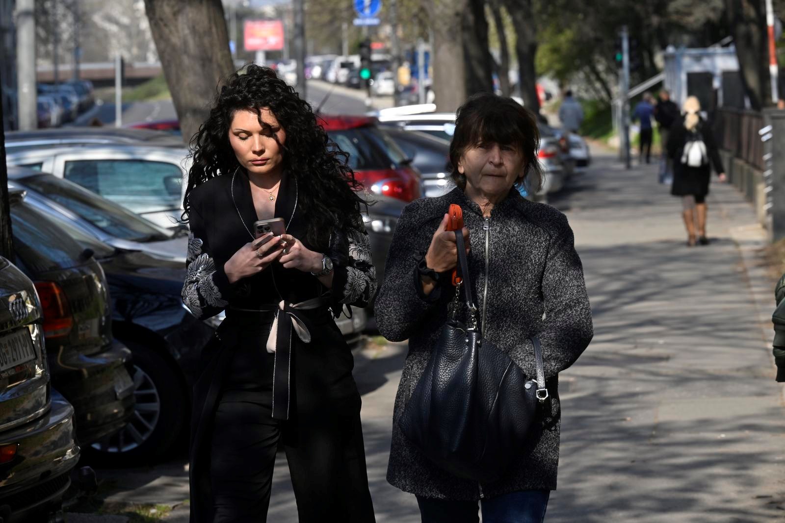 Dječak ubojica iz Beograda pet sati svjedočio na suđenju svojim roditeljima