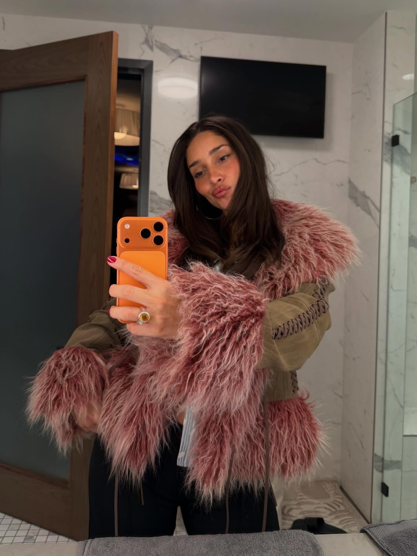 Joe Jonas ima novu djevojku, manekenku Tatianu Gabrielu