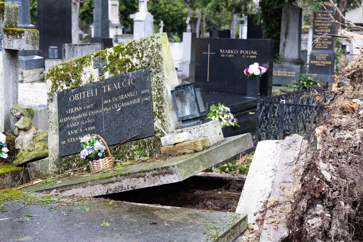 FOTO I VIDEO Ovako izgleda Mirogoj nakon nevremena. Srušeno više od 300 stabala
