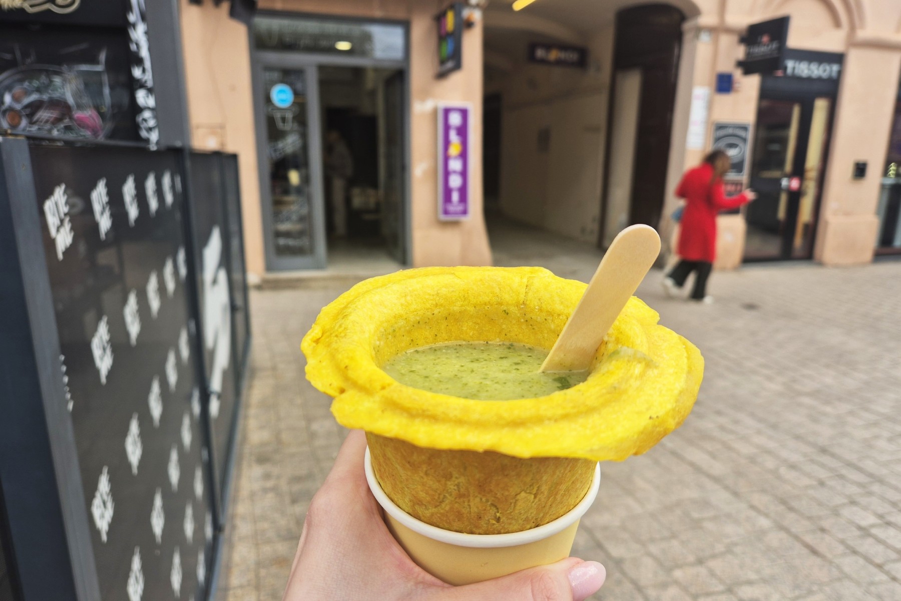 U Zagrebu se sad prodaju juhe u jestivim čašicama. Probali smo i oduševili se