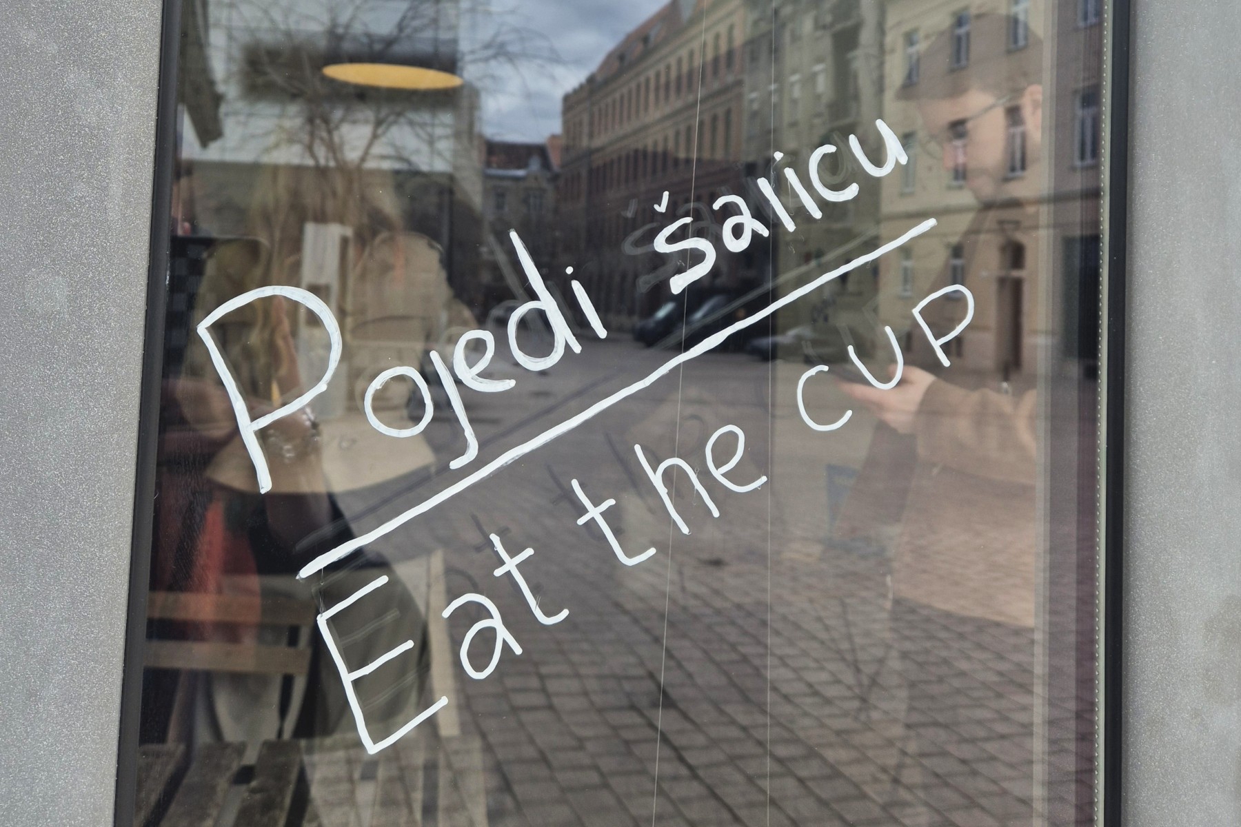 U Zagrebu se sad prodaju juhe u jestivim čašicama. Probali smo i oduševili se