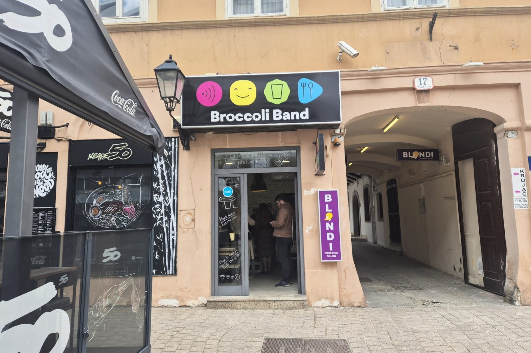 U Zagrebu se sad prodaju juhe u jestivim čašicama. Probali smo i oduševili se