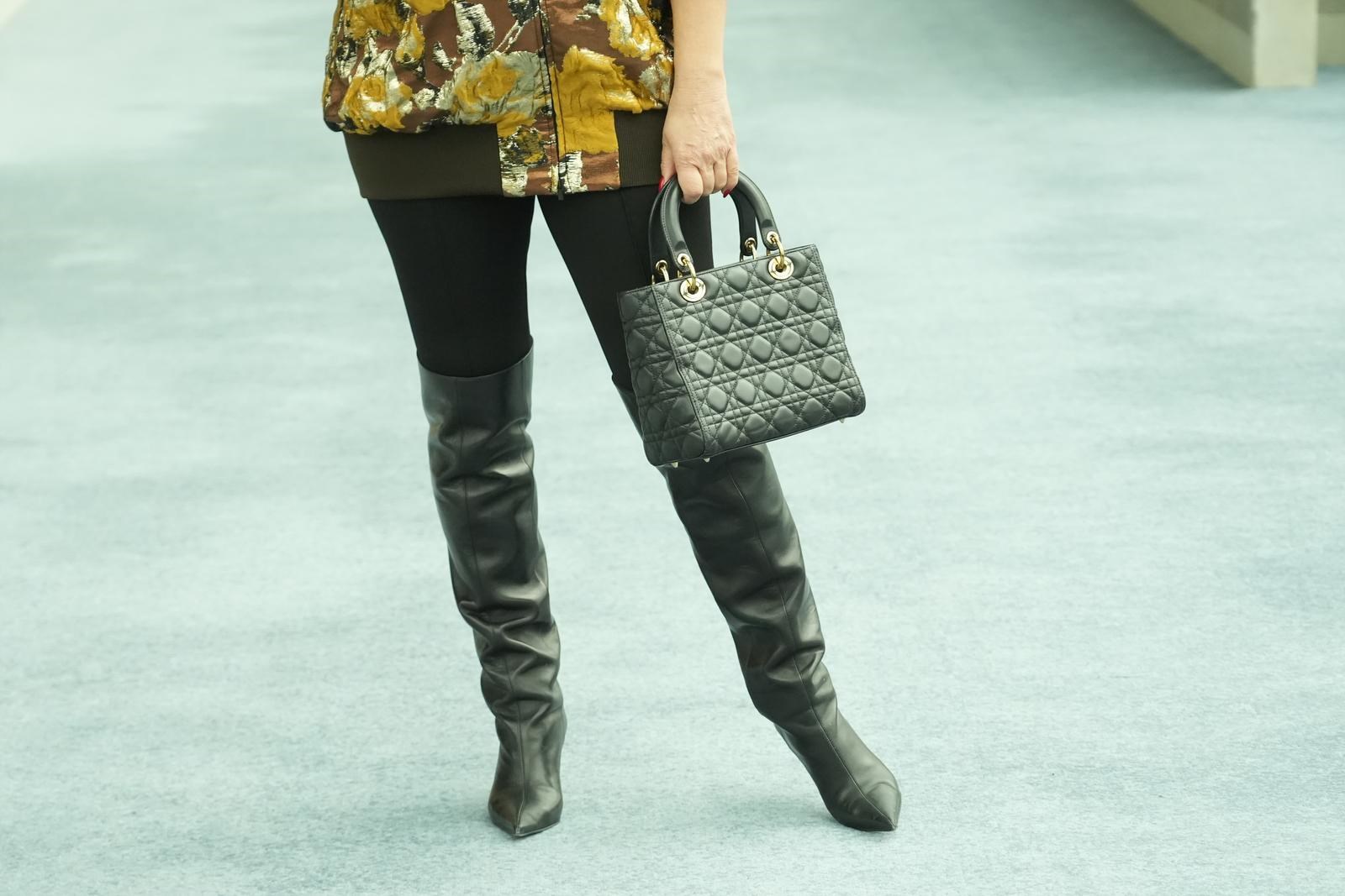 Nina Badrić na promociji albuma u Beogradu nosila upečatljivu jaknu i torbu od 6000 €