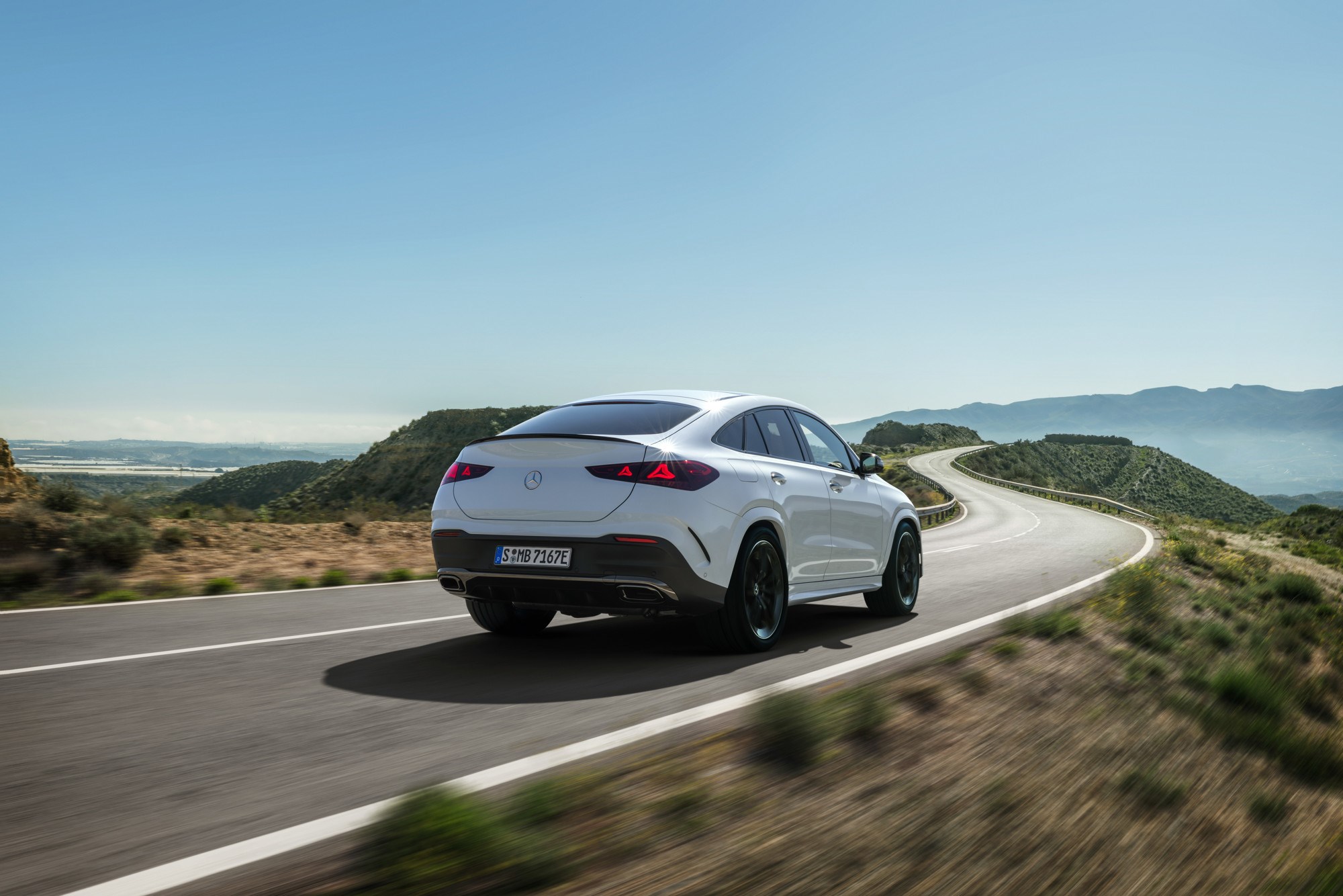 Mercedes osvježio GLE i GLS modele: snažniji motori i novi interijer u fokusu