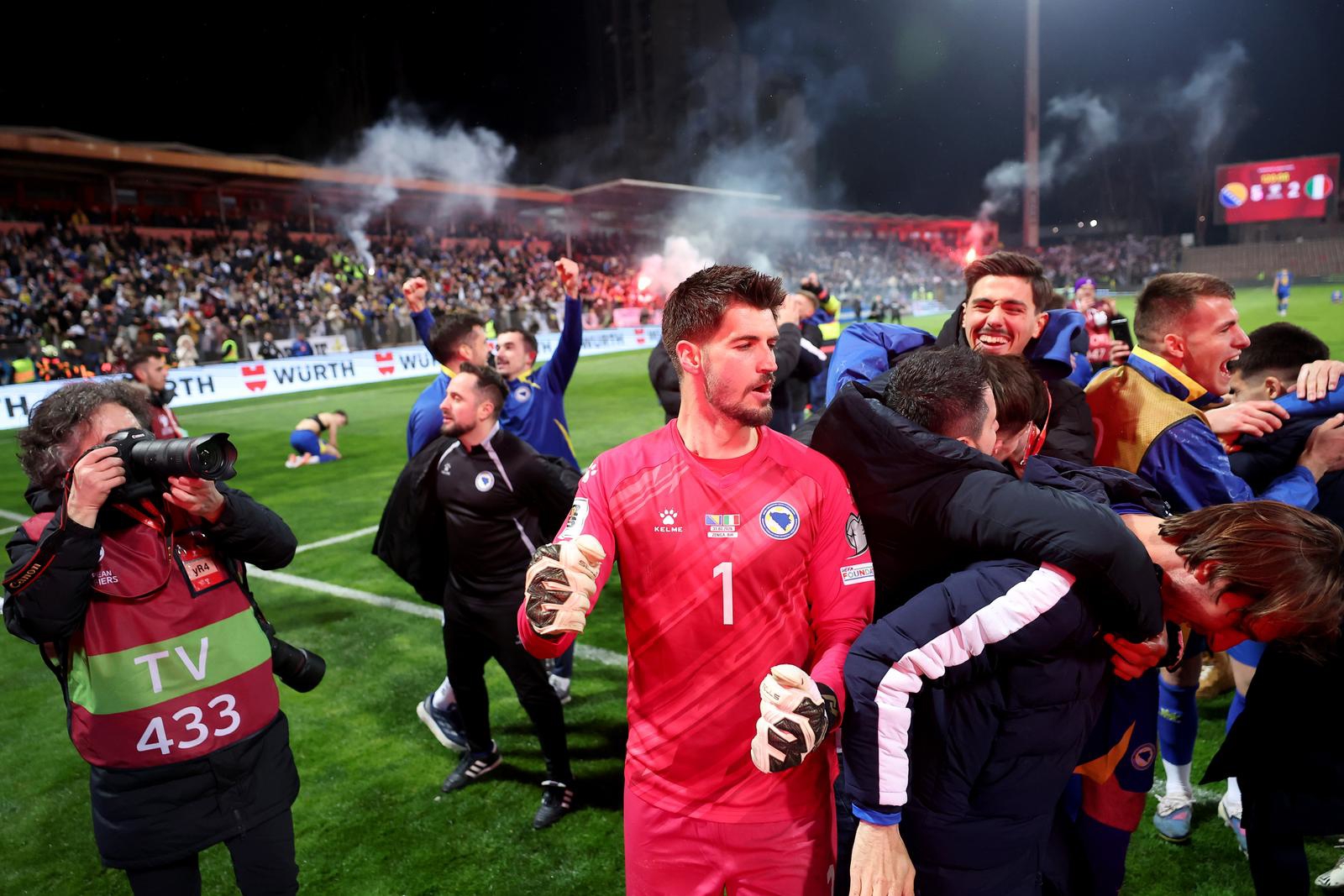 Suze i zagrljaji u Zenici: Emotivni trenuci nakon plasmana BiH na Svjetsko prvenstvo