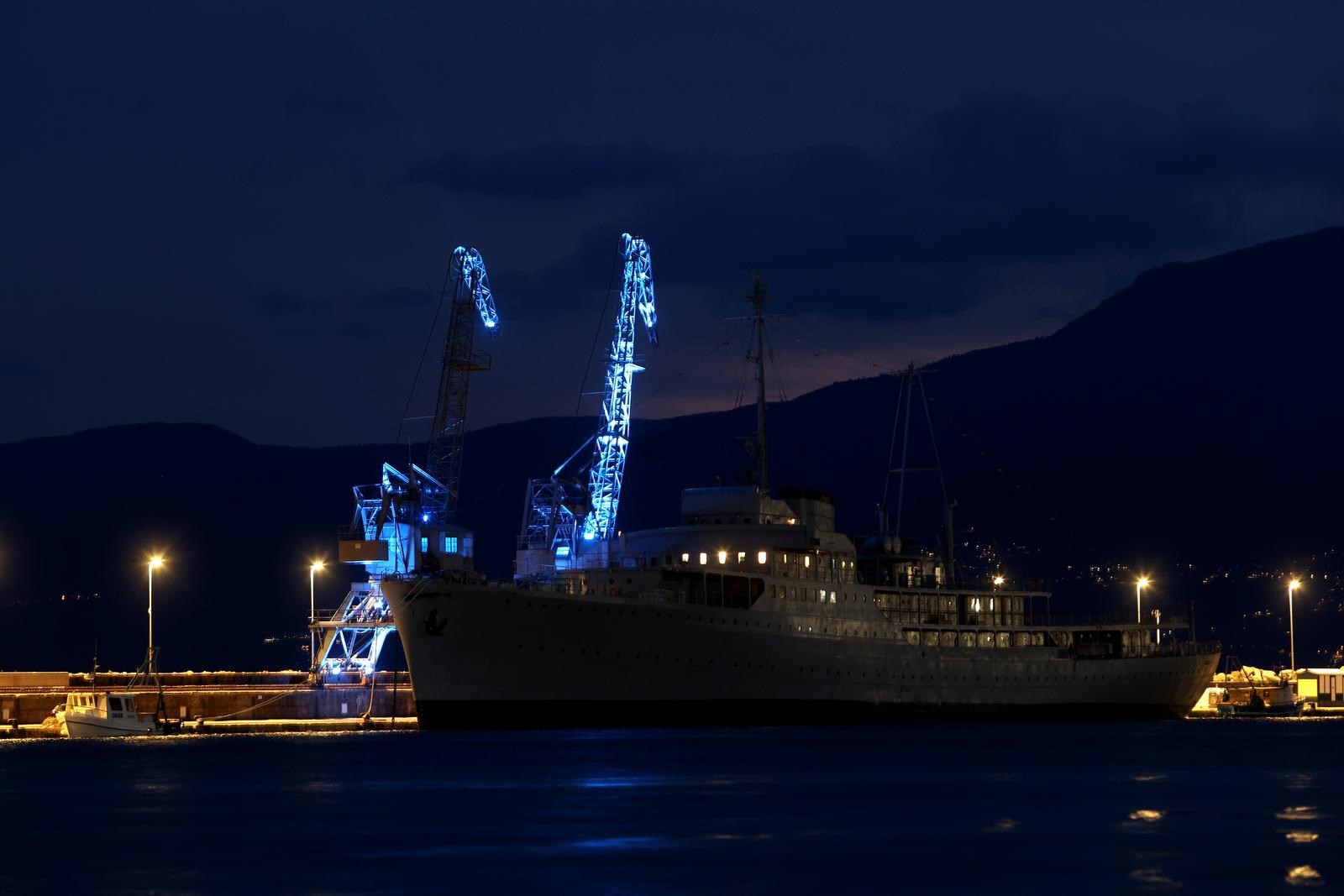 Znamenitosti diljem zemlje osvijetljene plavom bojom. Razlog je veoma važan