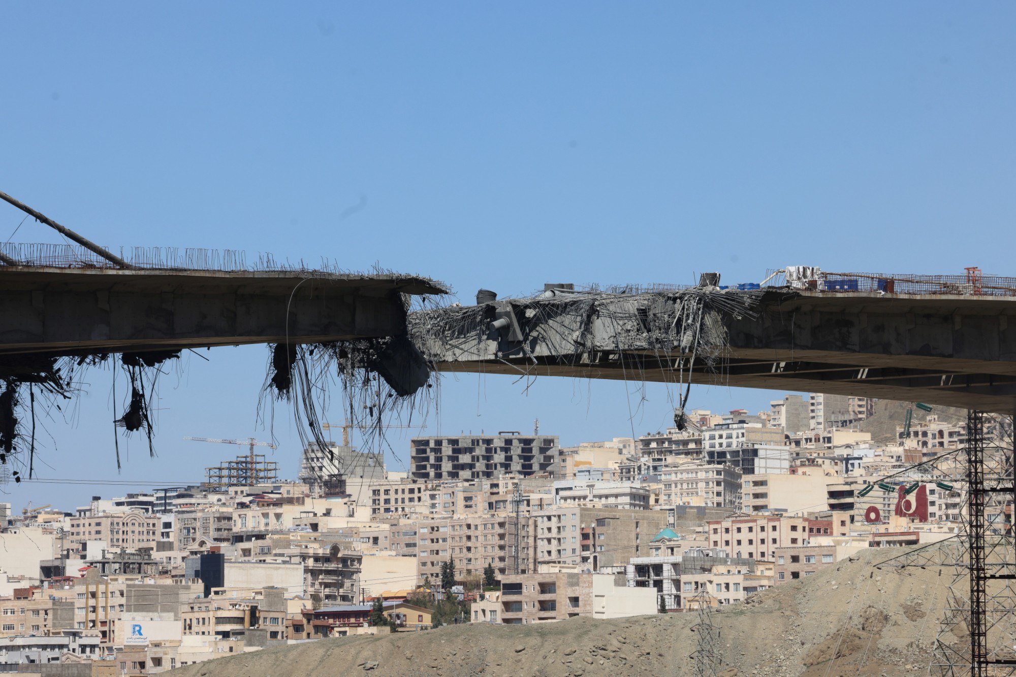 FOTO Pogledajte kako najviši most u Iranu izgleda nakon napada
