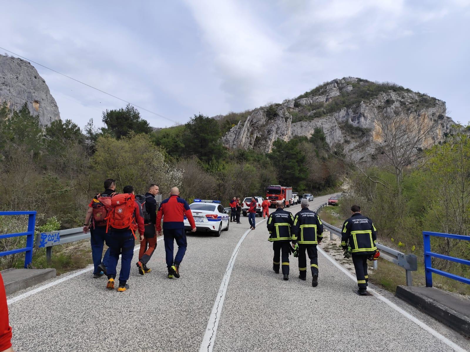FOTO Česi se sami spuštali zatvorenim zip lineom na Čikoli pa se ozlijedili