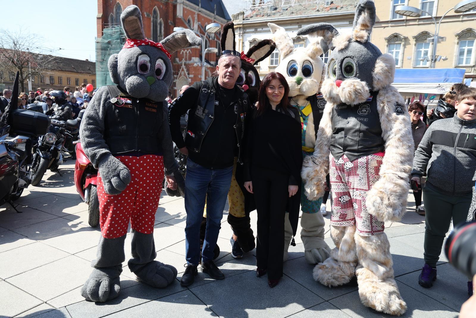 FOTO Moto klub Osijek razveselio najmlađe: Održan Moto zeko 2026.