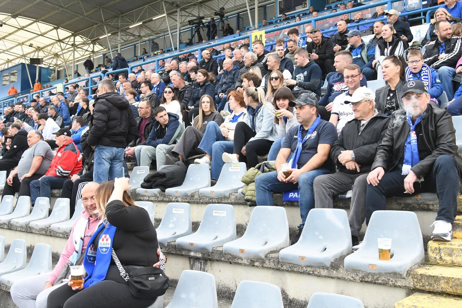 Slaven - Rijeka 0:2. Fruk s dva gola pogurao Rijeku prema Europi