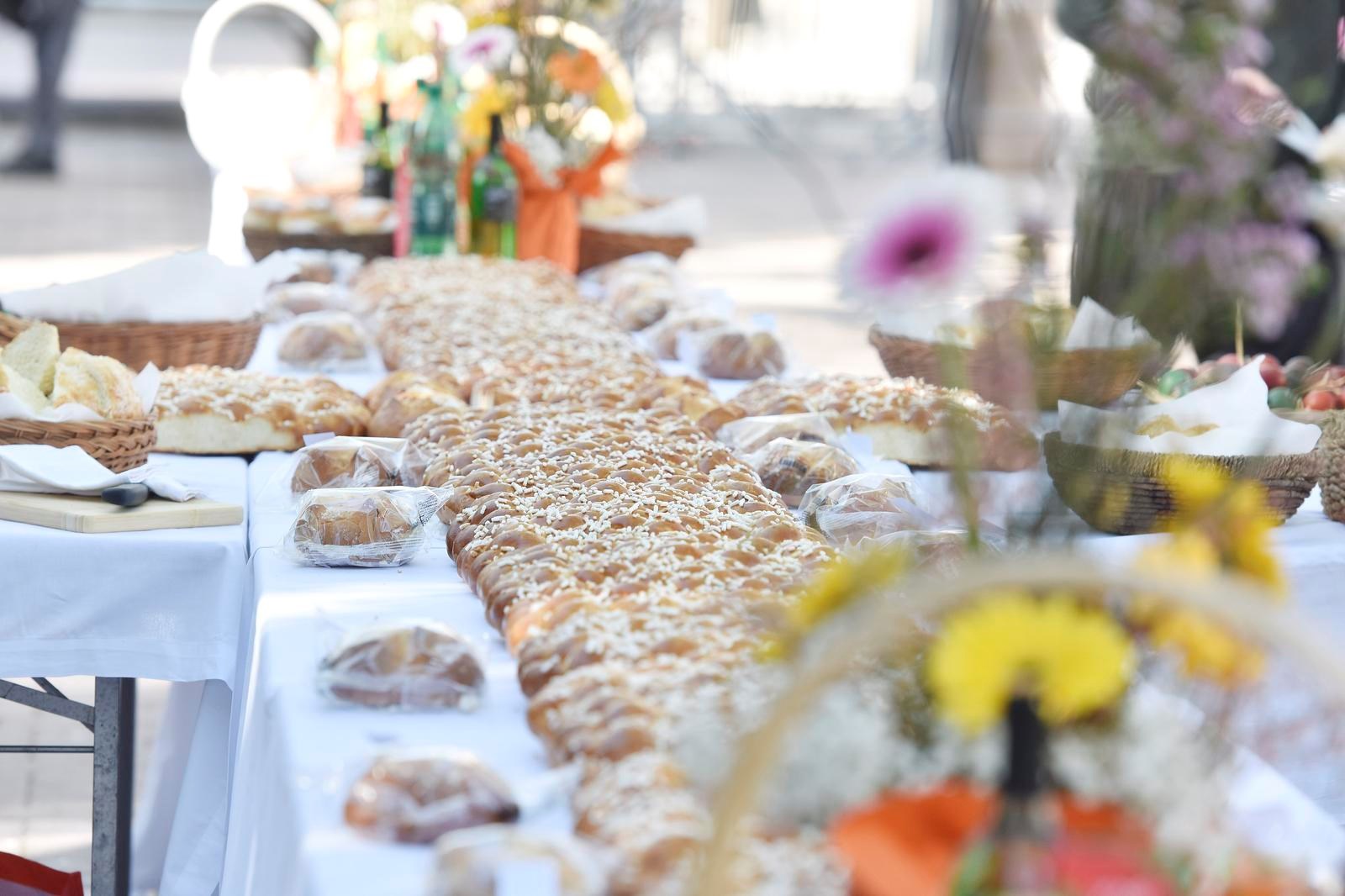 FOTO U Vodicama održan Uskršnji doručak s najvećom karitulom u Hrvatskoj