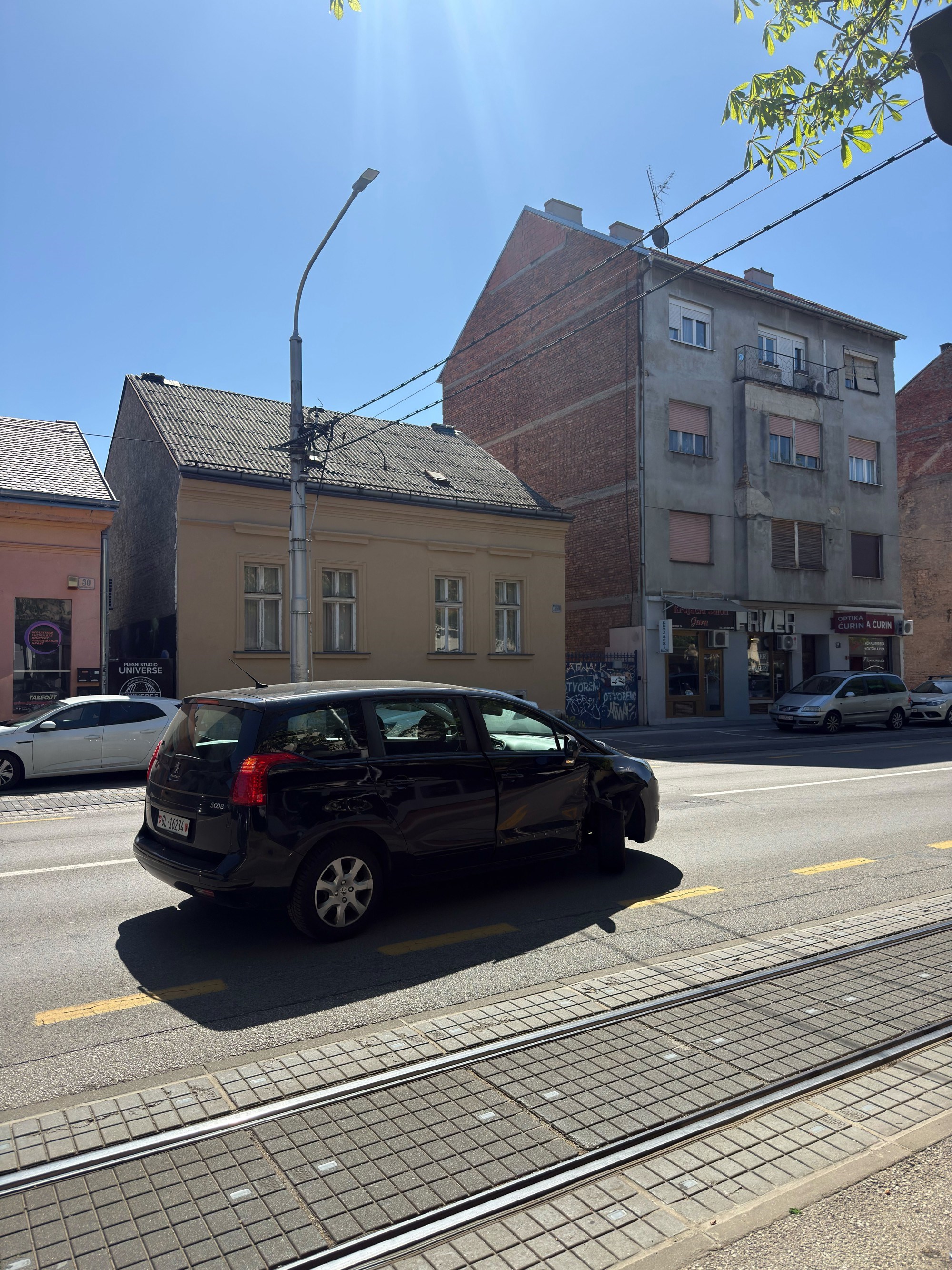 VIDEO Krenuo tramvajski promet na Maksimirskoj nakon prometne nesreće